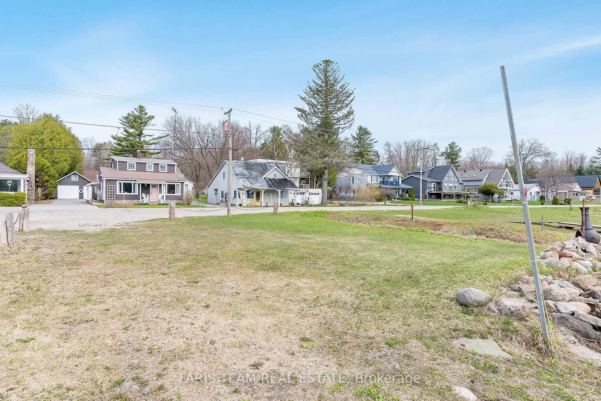 Photo 24 of 598 Champlain Road, Tiny, Rural Tiny — HOMEH