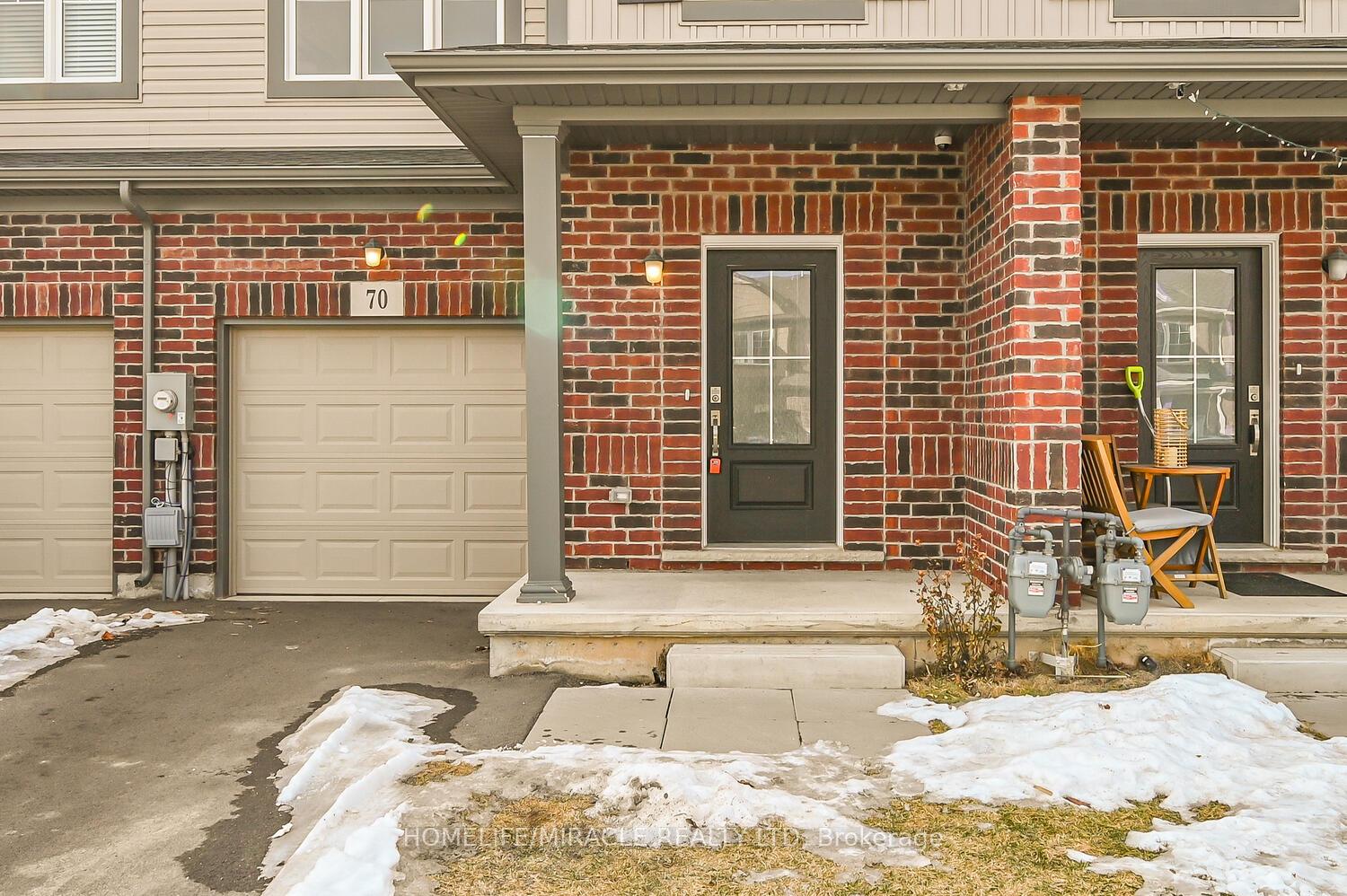 Photo 3 of 70 Alicia Crescent, Thorold, Hurricane/Merrittville — HOMEH