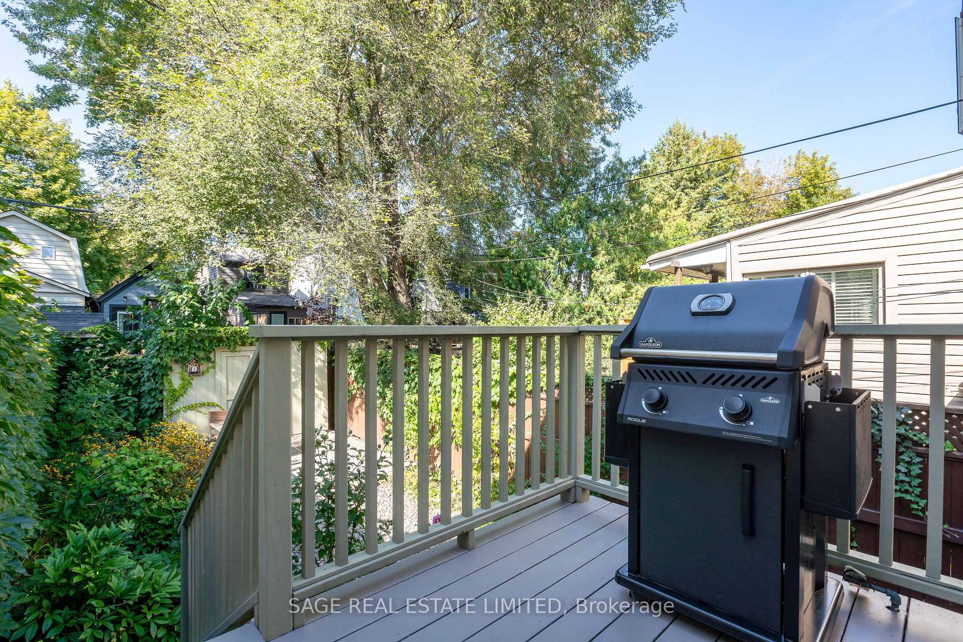 Photo 17 of 38 Queensdale Avenue, Toronto, Danforth Village-East York — HOMEH