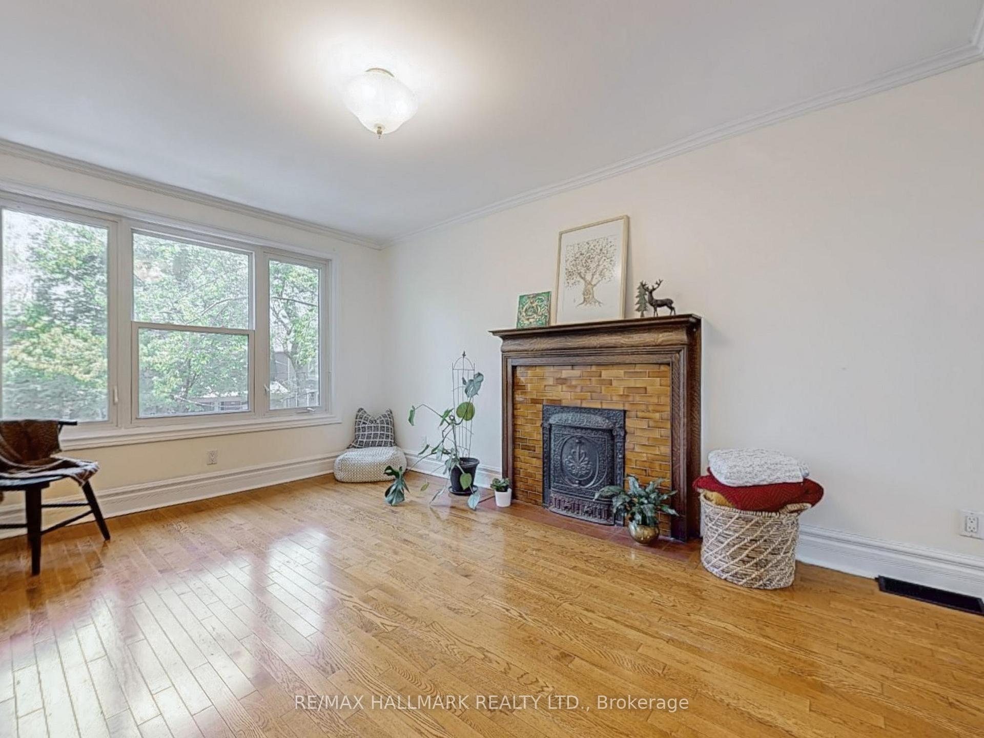 Photo 17 of 34 Strathcona Avenue N, Toronto, North Riverdale — HOMEH