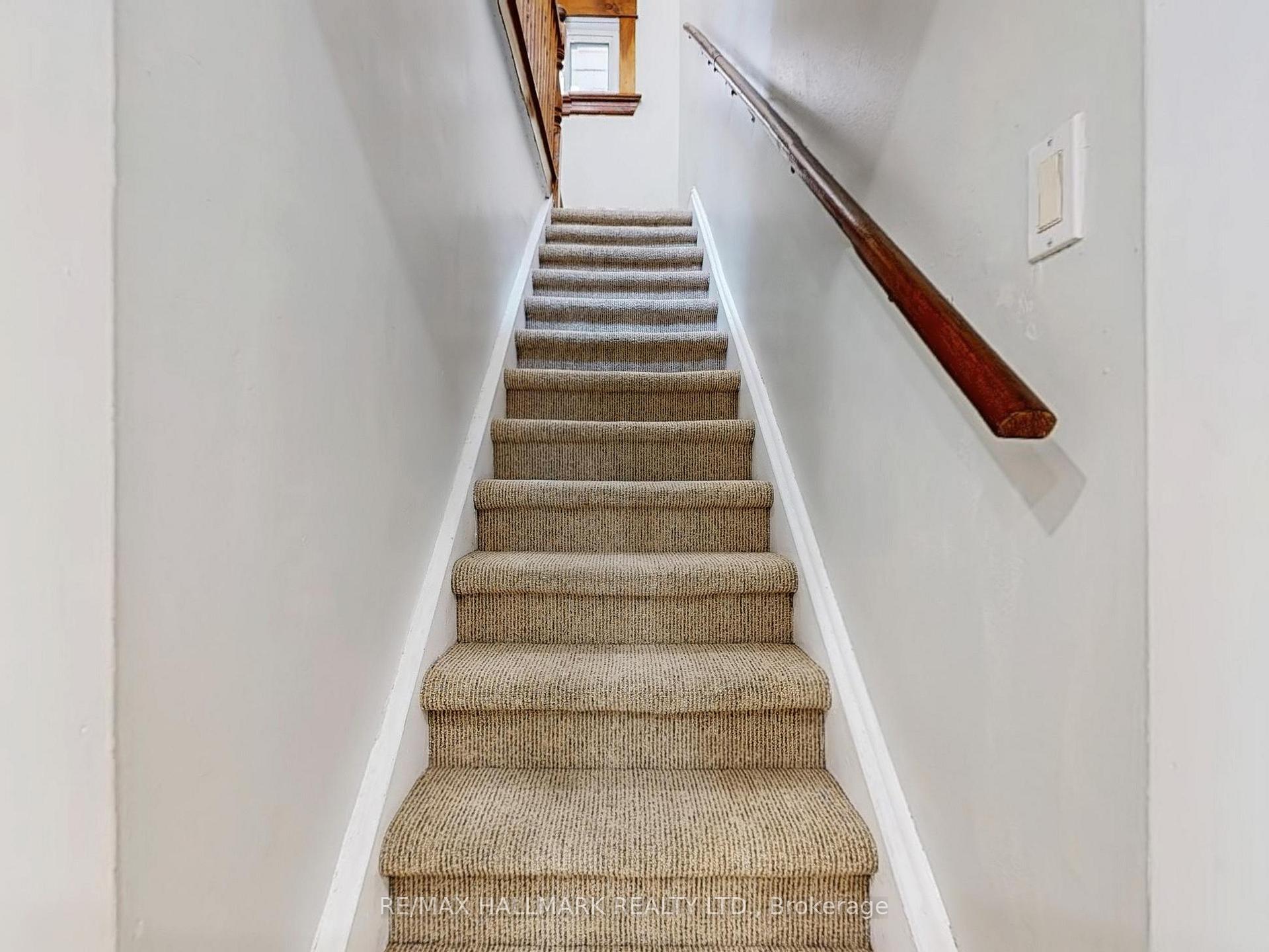 Photo 24 of 34 Strathcona Avenue N, Toronto, North Riverdale — HOMEH