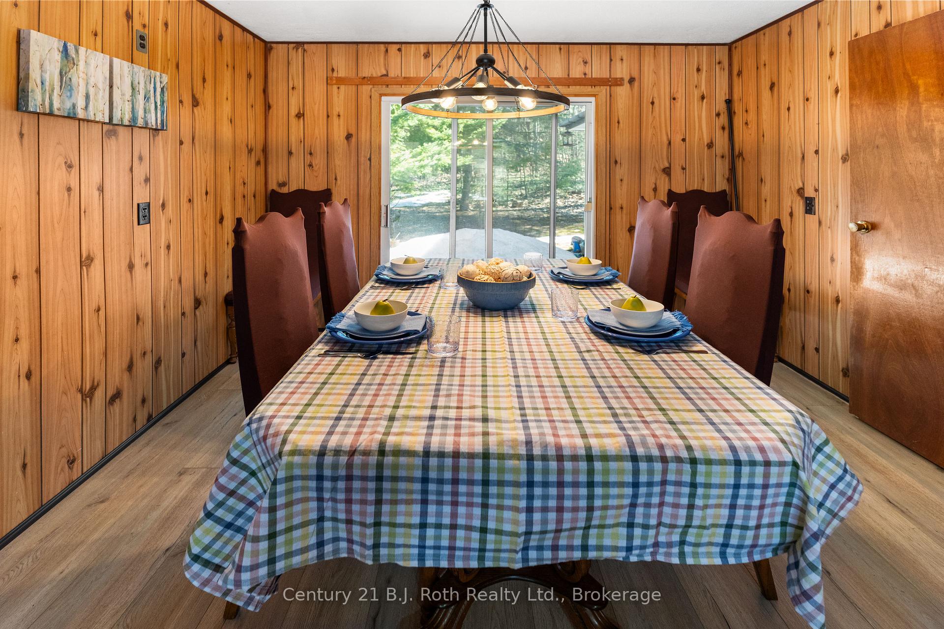 Photo 10 of 5 Delbrooke Court, Tiny, Rural Tiny — HOMEH