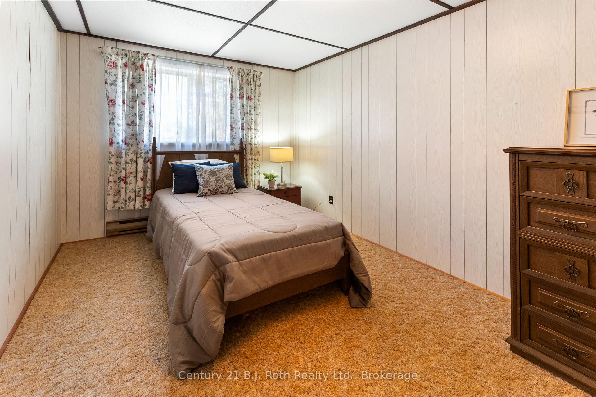 Photo 14 of 5 Delbrooke Court, Tiny, Rural Tiny — HOMEH