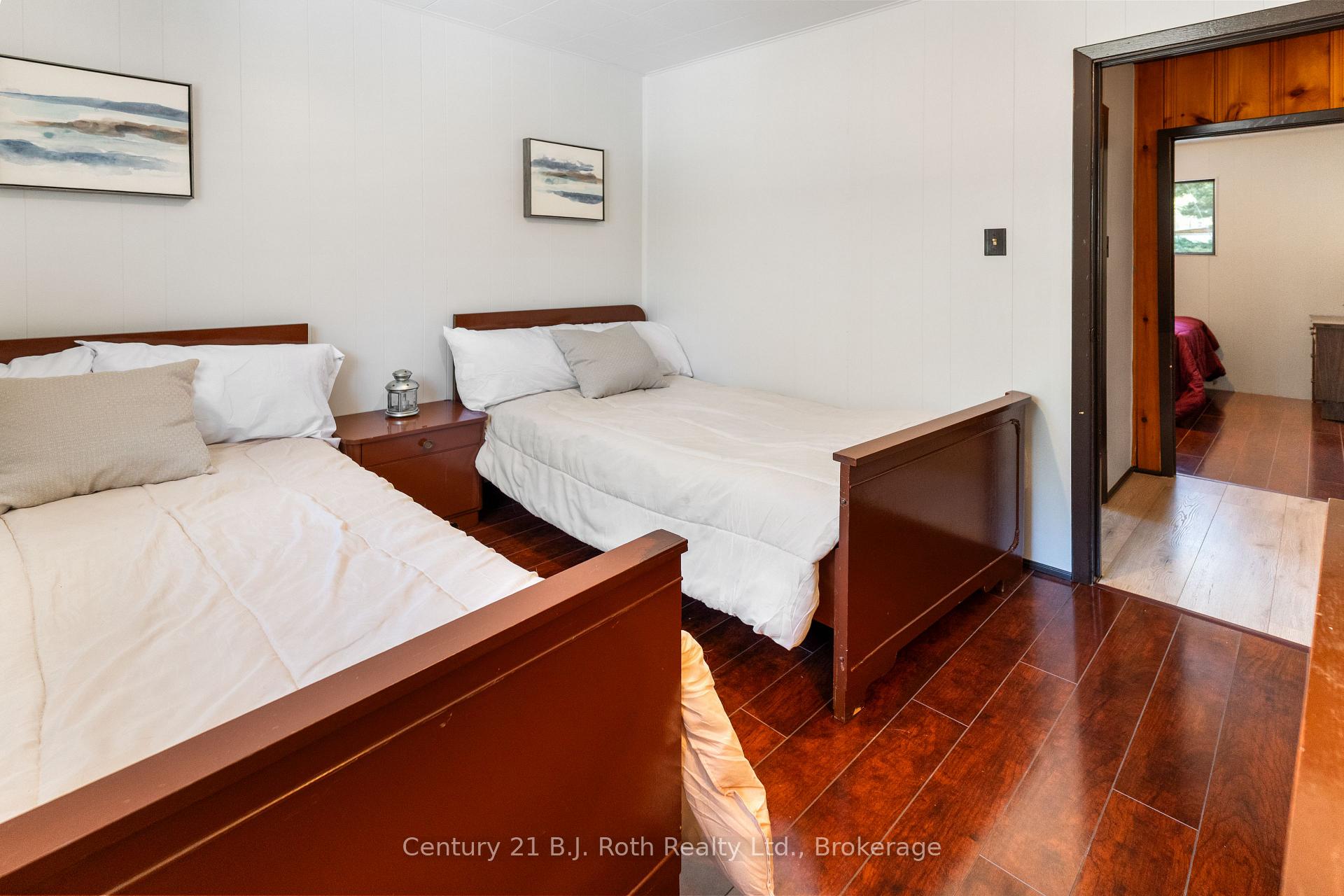 Photo 18 of 5 Delbrooke Court, Tiny, Rural Tiny — HOMEH