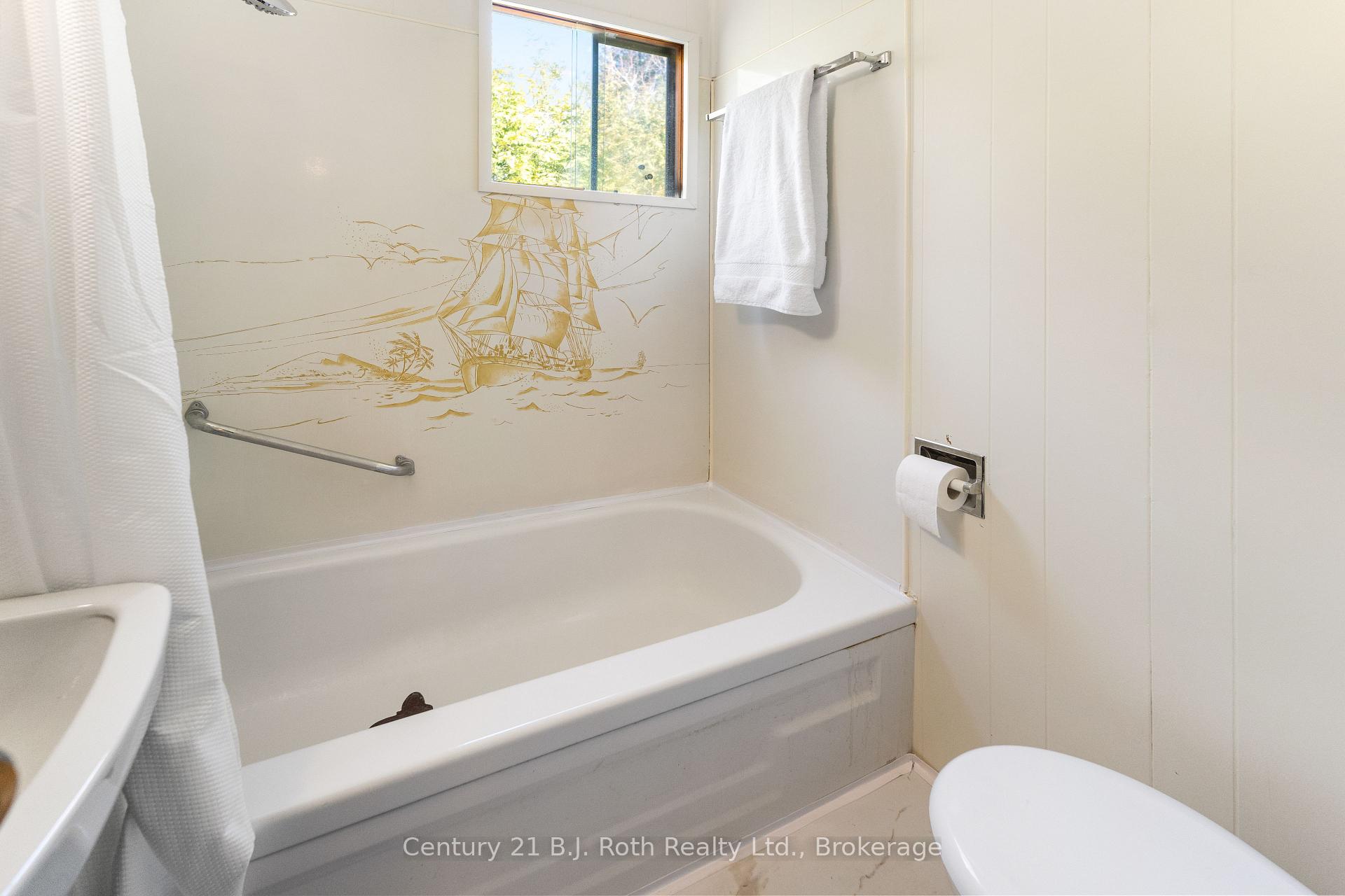Photo 21 of 5 Delbrooke Court, Tiny, Rural Tiny — HOMEH