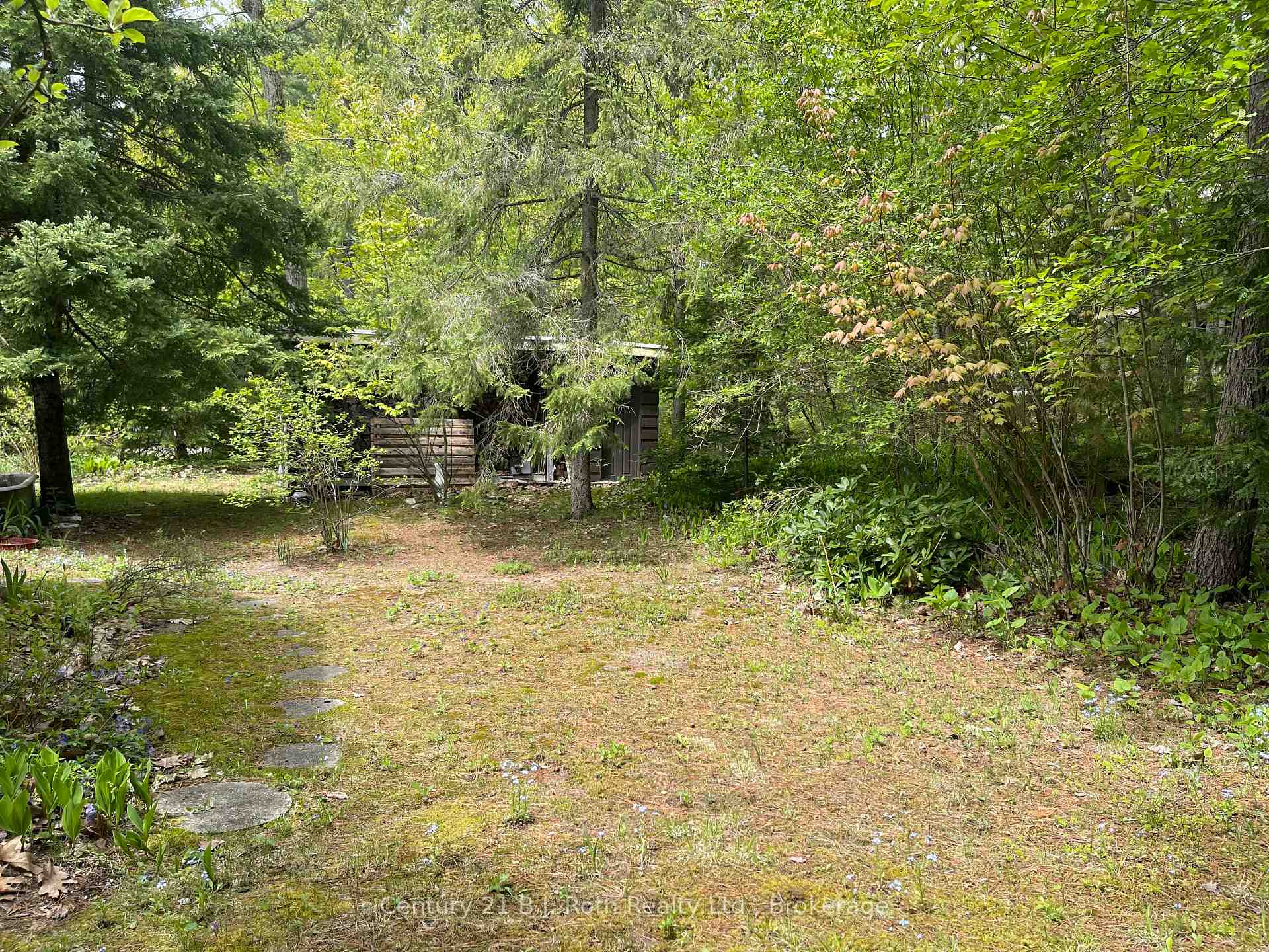 Photo 28 of 5 Delbrooke Court, Tiny, Rural Tiny — HOMEH