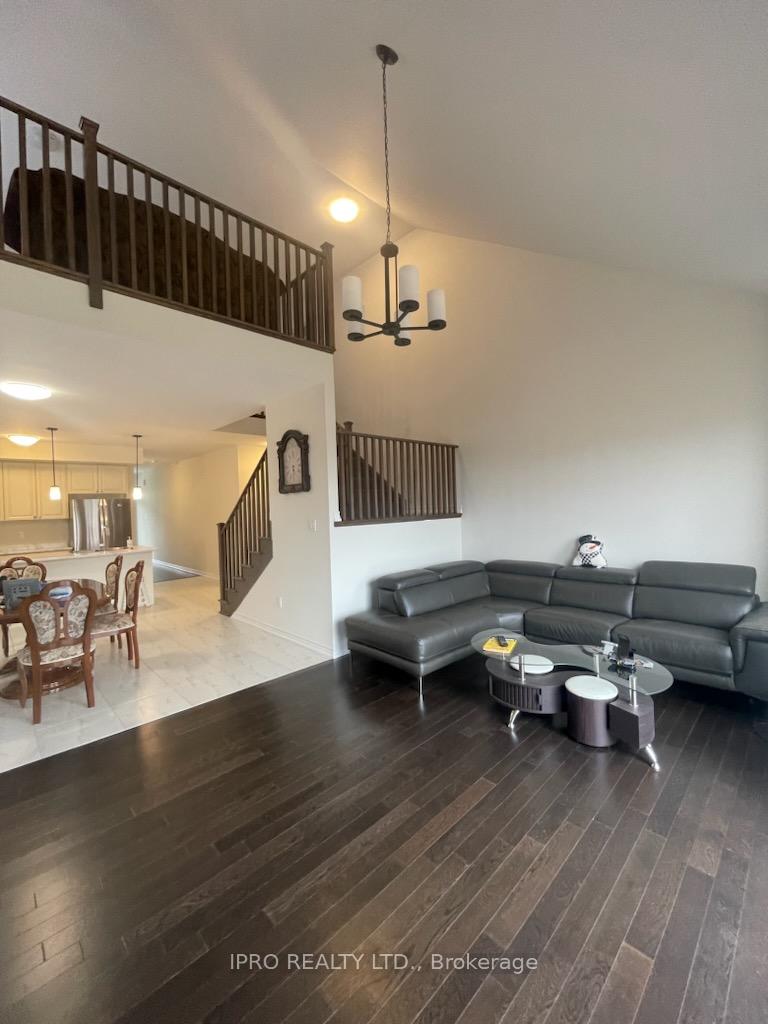 Photo 7 of 50 Explorer Way, Thorold, Rolling Meadows — HOMEH