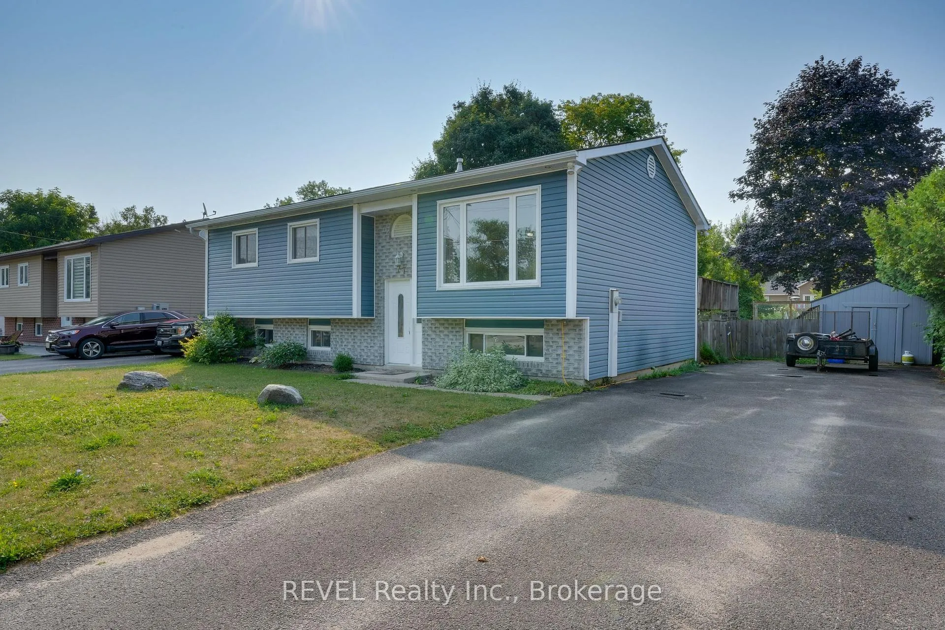 Photo 1 of 77 Bay Street, Tay, Victoria Harbour — HOMEH