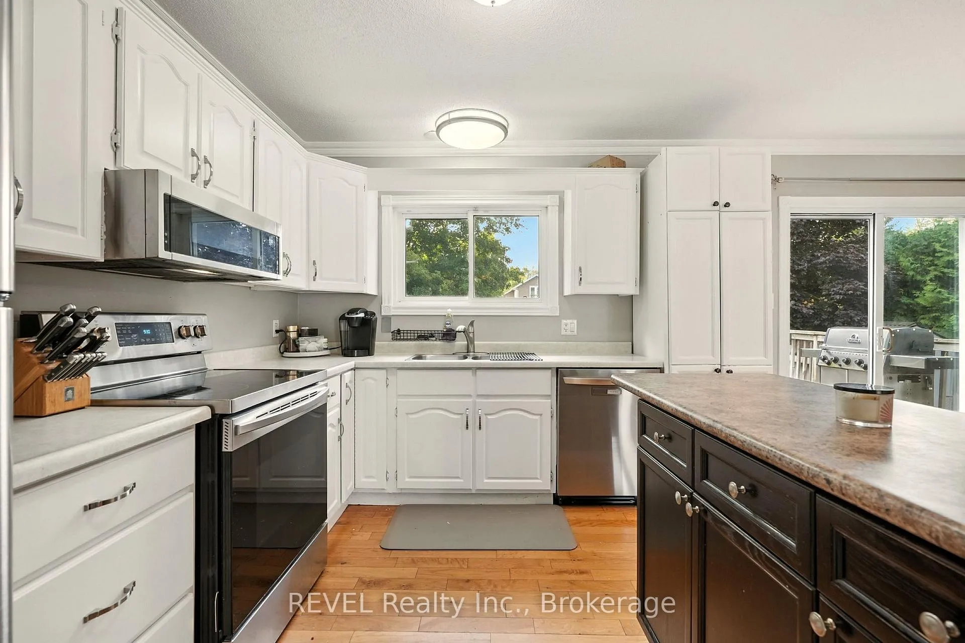 Photo 18 of 77 Bay Street, Tay, Victoria Harbour — HOMEH