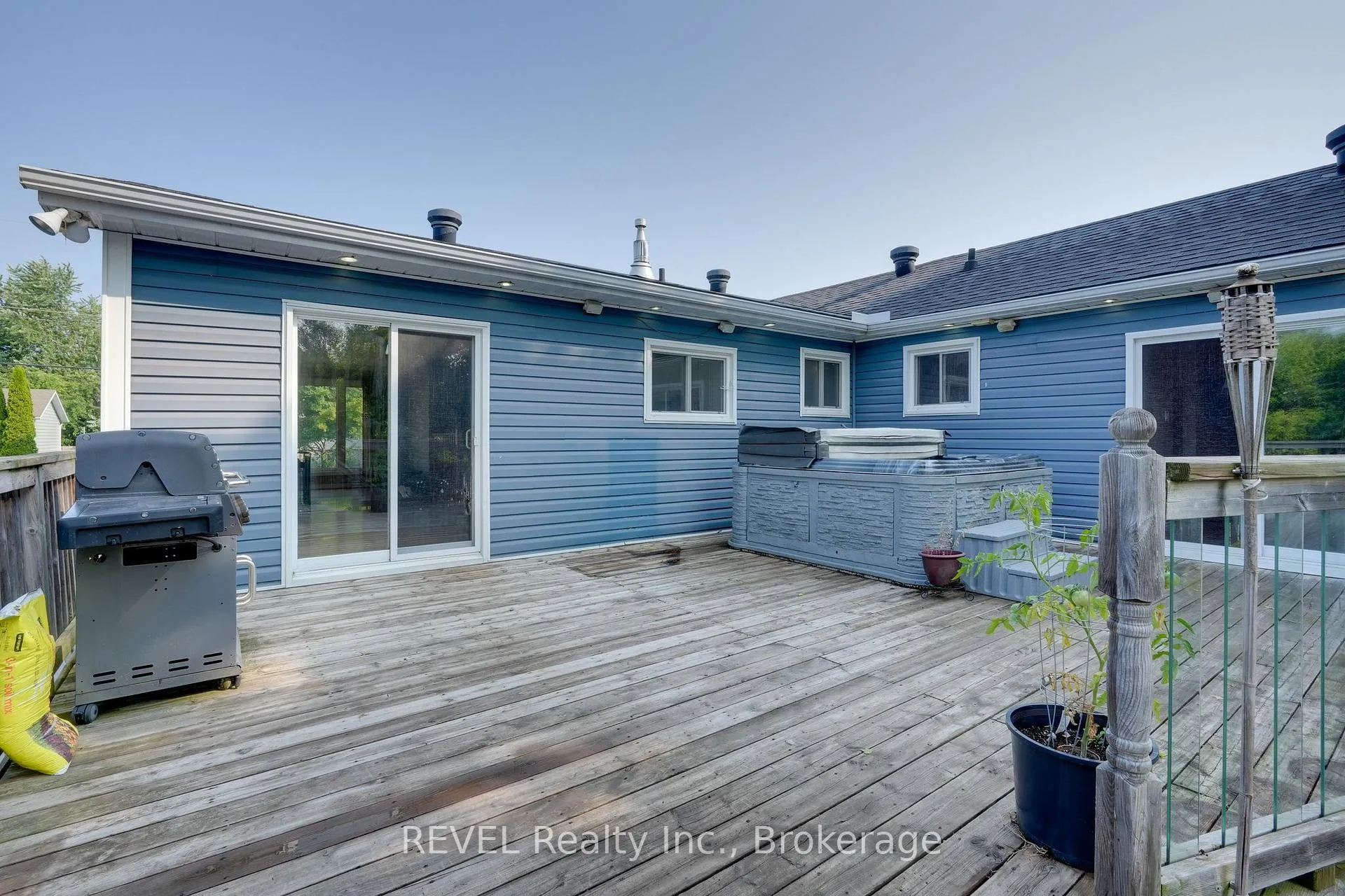 Photo 37 of 77 Bay Street, Tay, Victoria Harbour — HOMEH