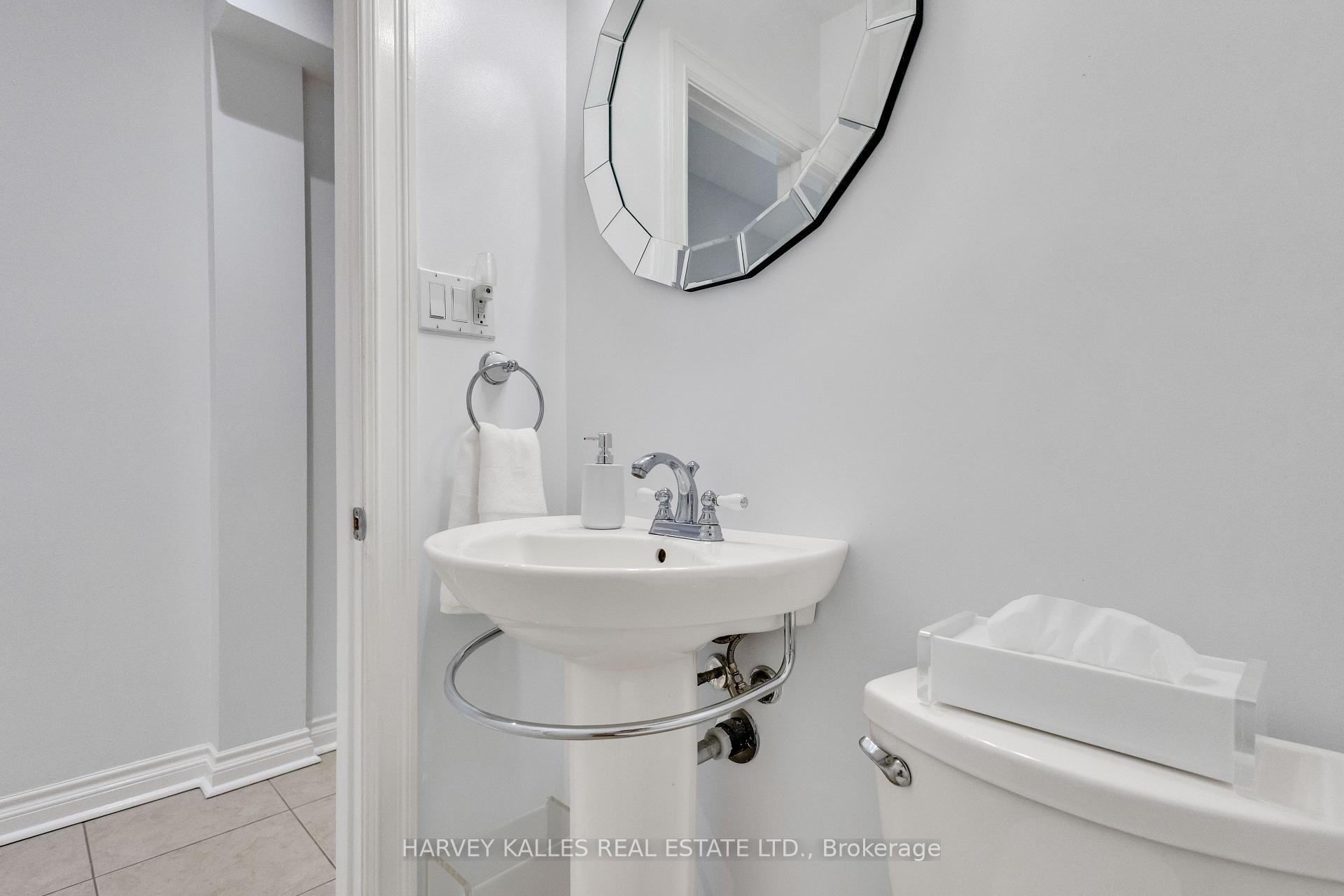 Photo 17 of 96 Castlefield Avenue, Toronto, Yonge-Eglinton — HOMEH