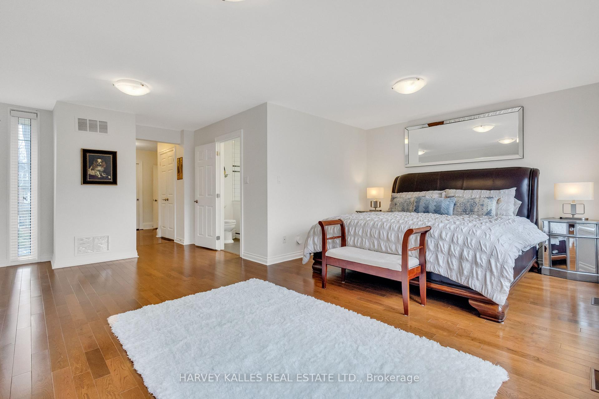 Photo 24 of 96 Castlefield Avenue, Toronto, Yonge-Eglinton — HOMEH