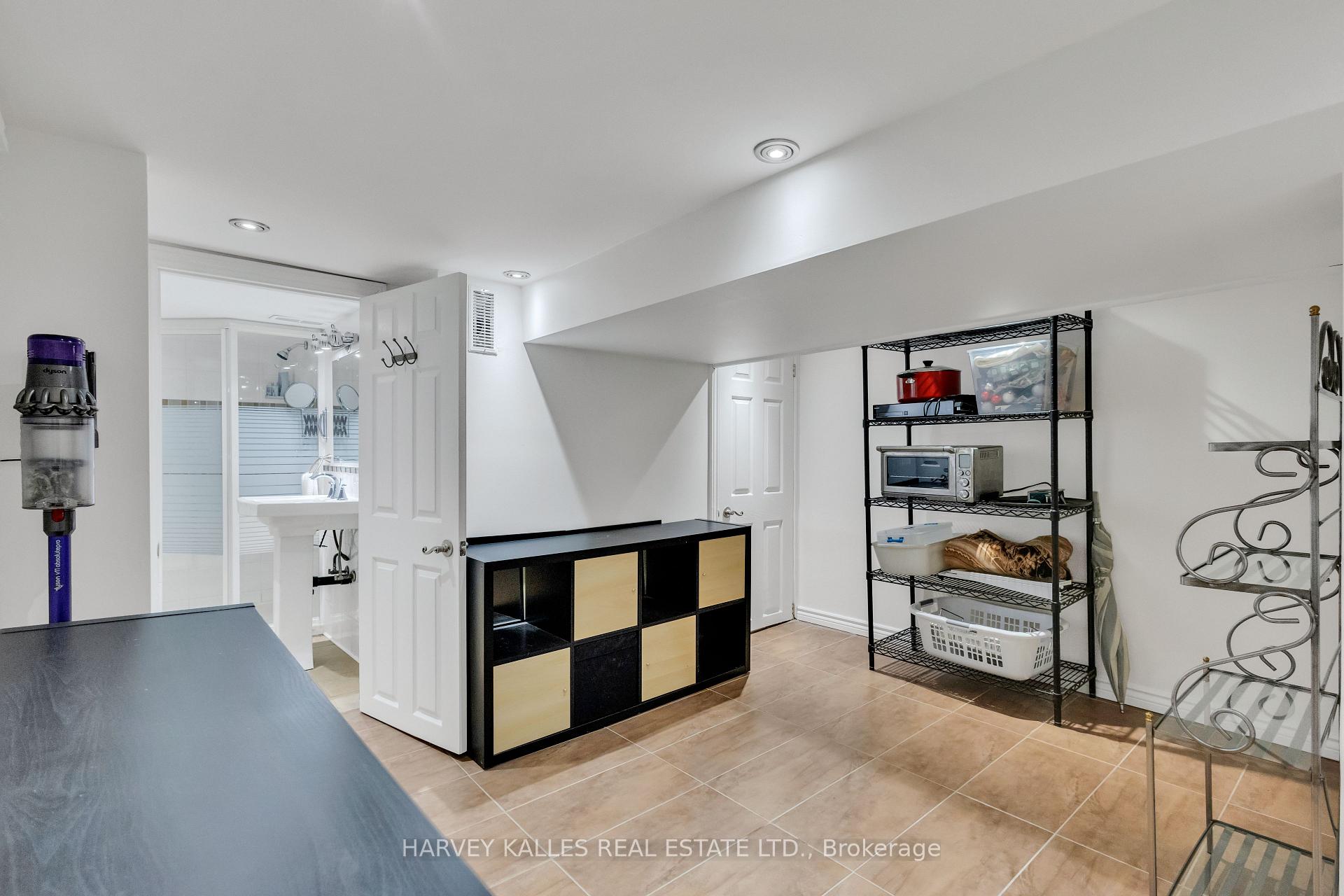 Photo 36 of 96 Castlefield Avenue, Toronto, Yonge-Eglinton — HOMEH