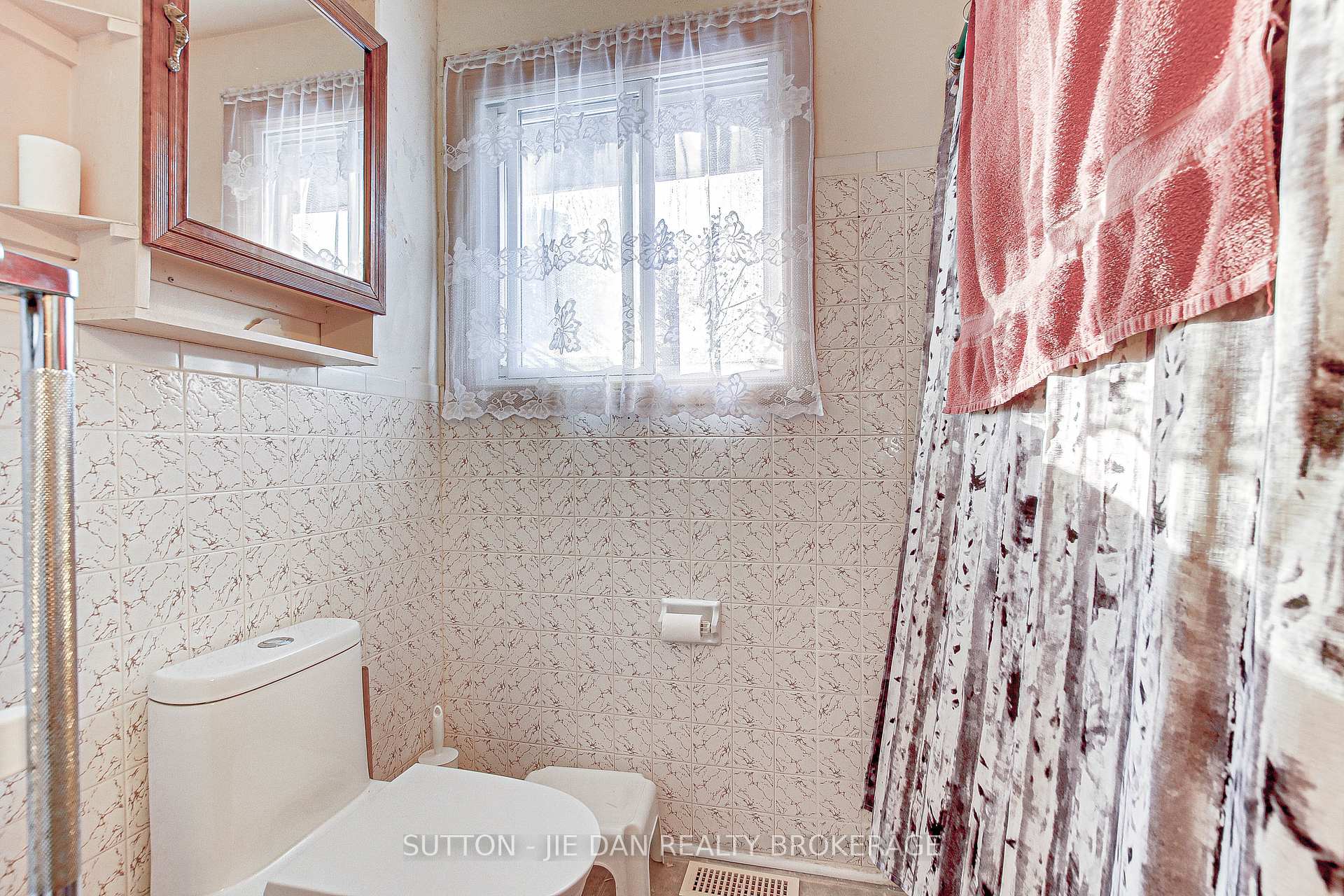 Photo 16 of 2681 Catherine Street, Thames Centre, Rural Thames Centre — HOMEH