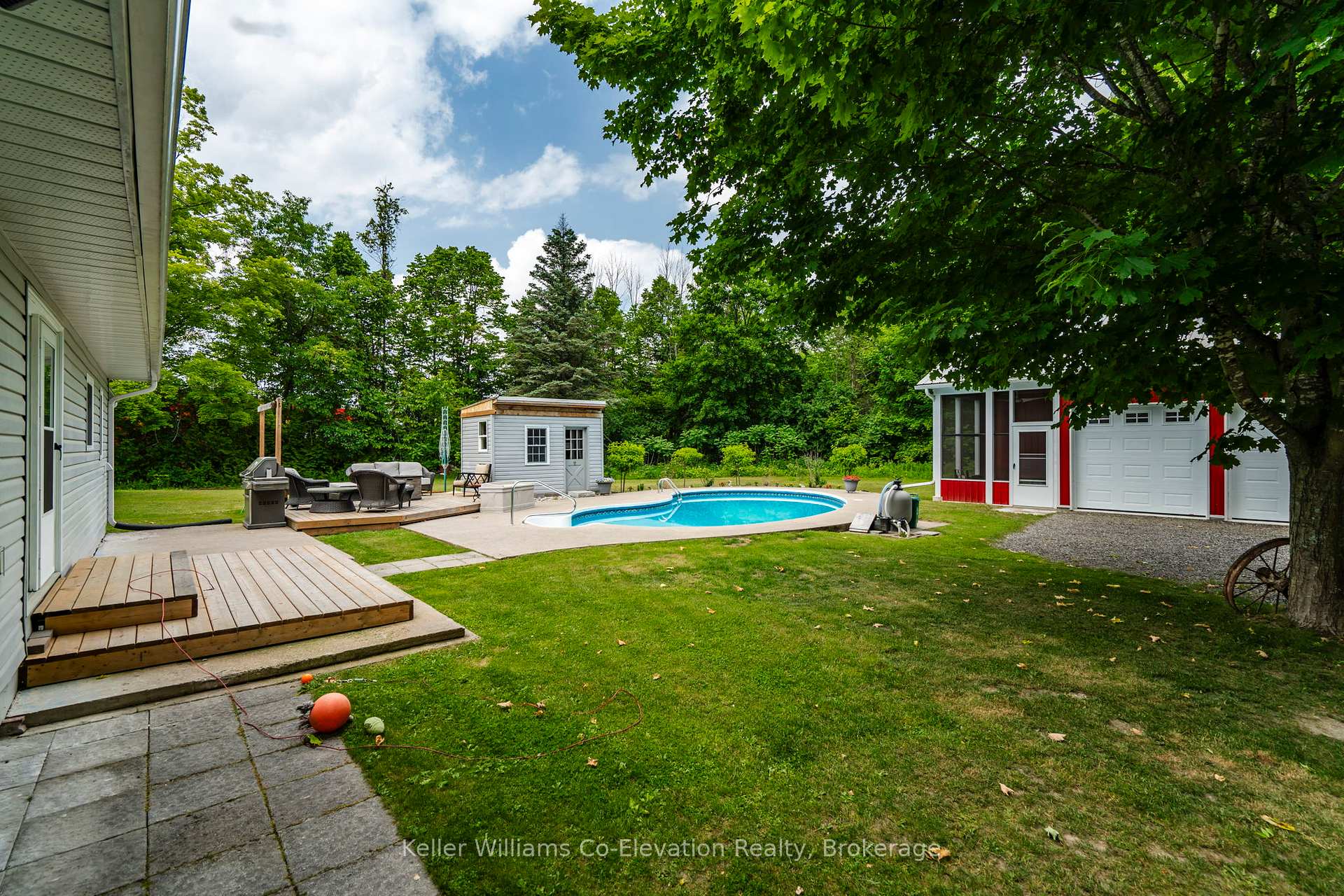 Photo 21 of 2185 Old Fort Road, Tay, Rural Tay — HOMEH