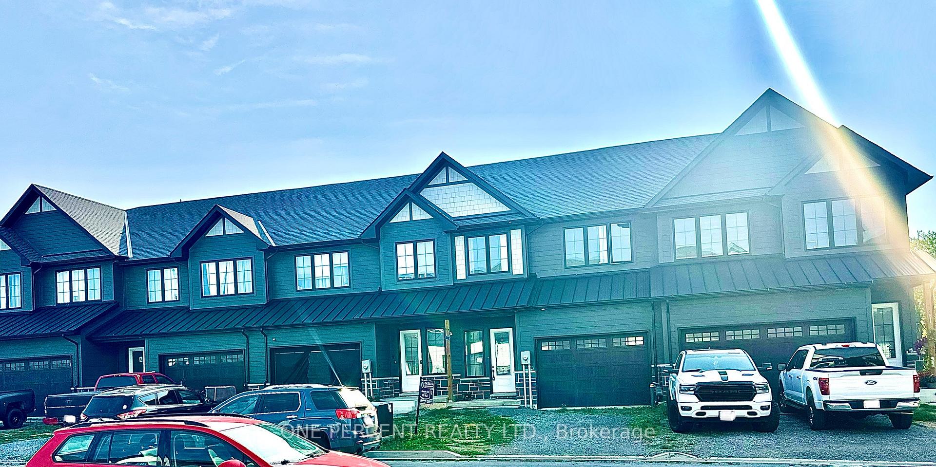 Photo 1 of 12 Beaverloch Drive, Thorold, Confederation Heights — HOMEH