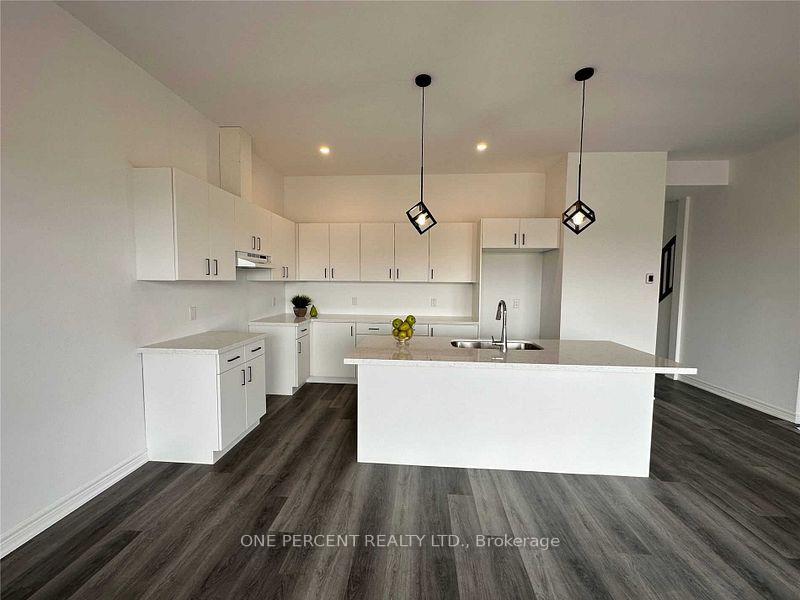 Photo 14 of 12 Beaverloch Drive, Thorold, Confederation Heights — HOMEH