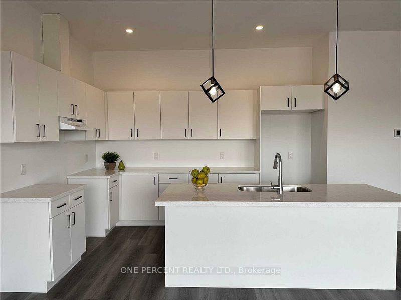 Photo 15 of 12 Beaverloch Drive, Thorold, Confederation Heights — HOMEH