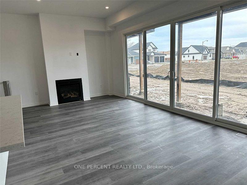 Photo 19 of 12 Beaverloch Drive, Thorold, Confederation Heights — HOMEH