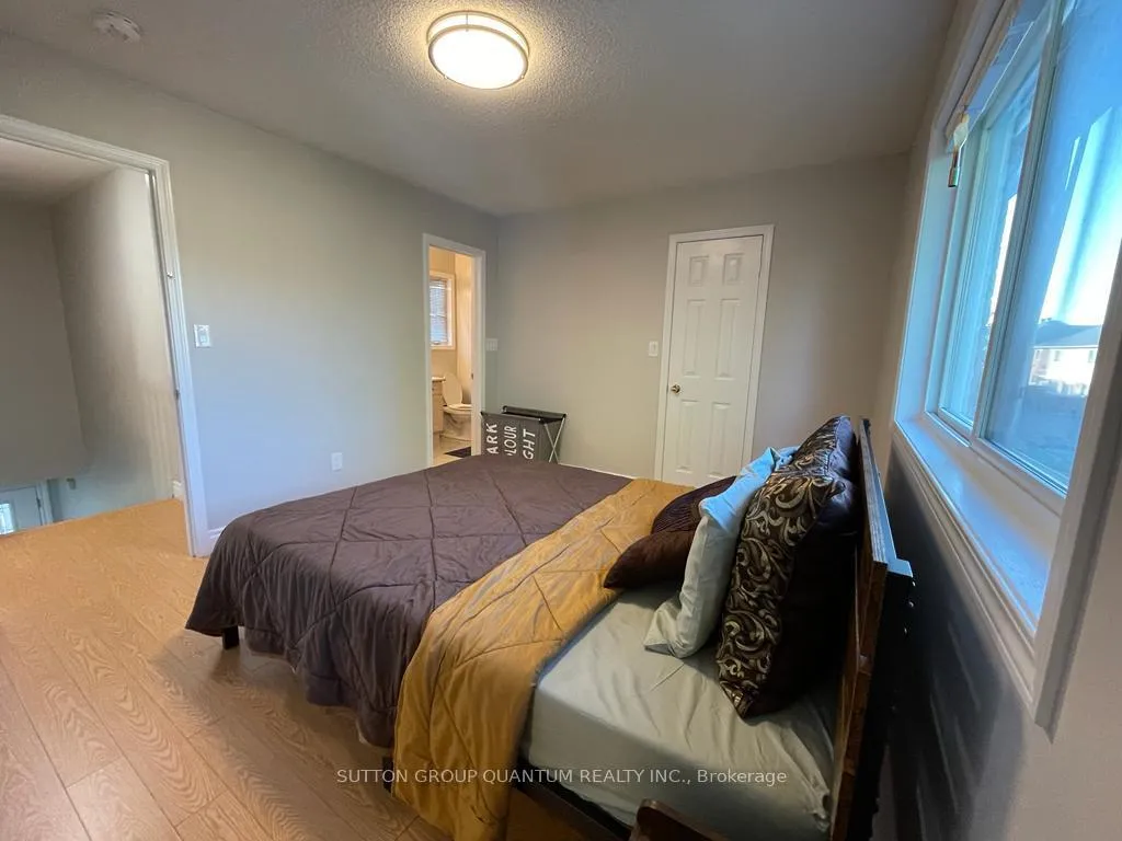 Photo 4 of Unit Upper, 239 Brisdale Drive, Brampton, Fletcher's Meadow — HOMEH