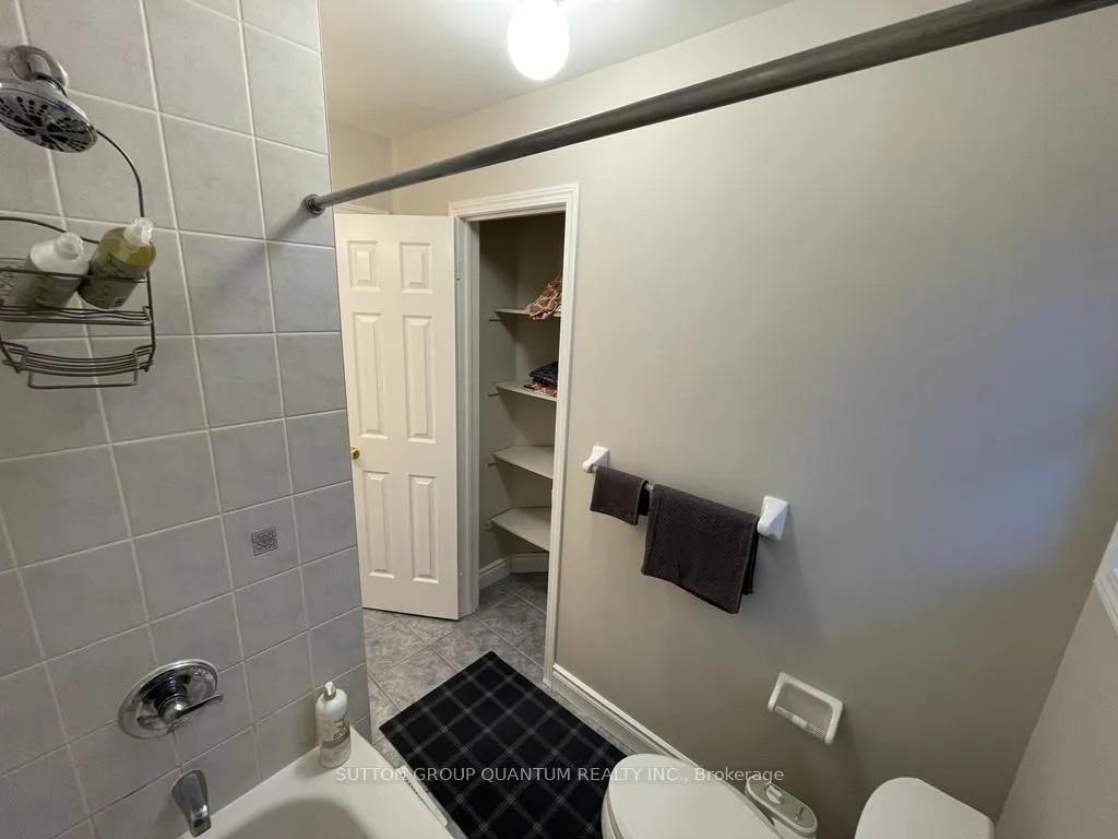 Photo 11 of Unit Upper, 239 Brisdale Drive, Brampton, Fletcher's Meadow — HOMEH