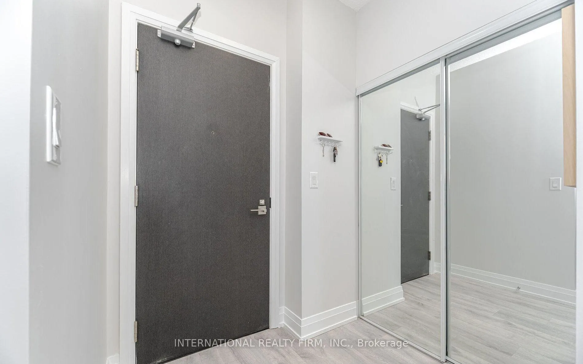 Photo 7 of Unit 3109, 3600 Highway 7, Vaughan, Vaughan Corporate Centre — HOMEH