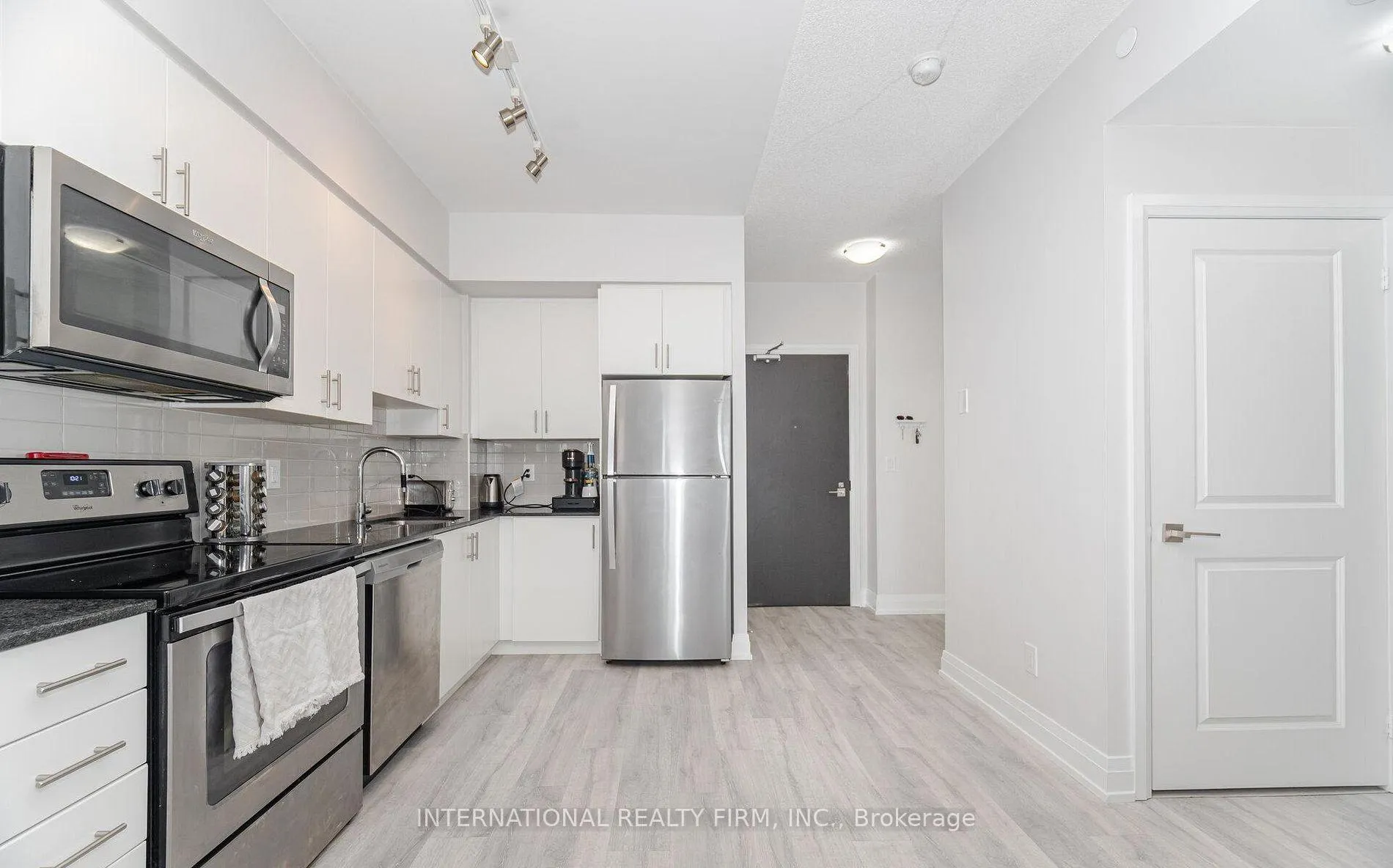 Photo 9 of Unit 3109, 3600 Highway 7, Vaughan, Vaughan Corporate Centre — HOMEH
