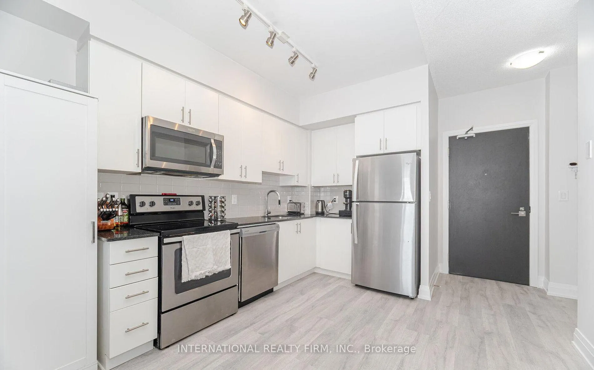 Photo 10 of Unit 3109, 3600 Highway 7, Vaughan, Vaughan Corporate Centre — HOMEH