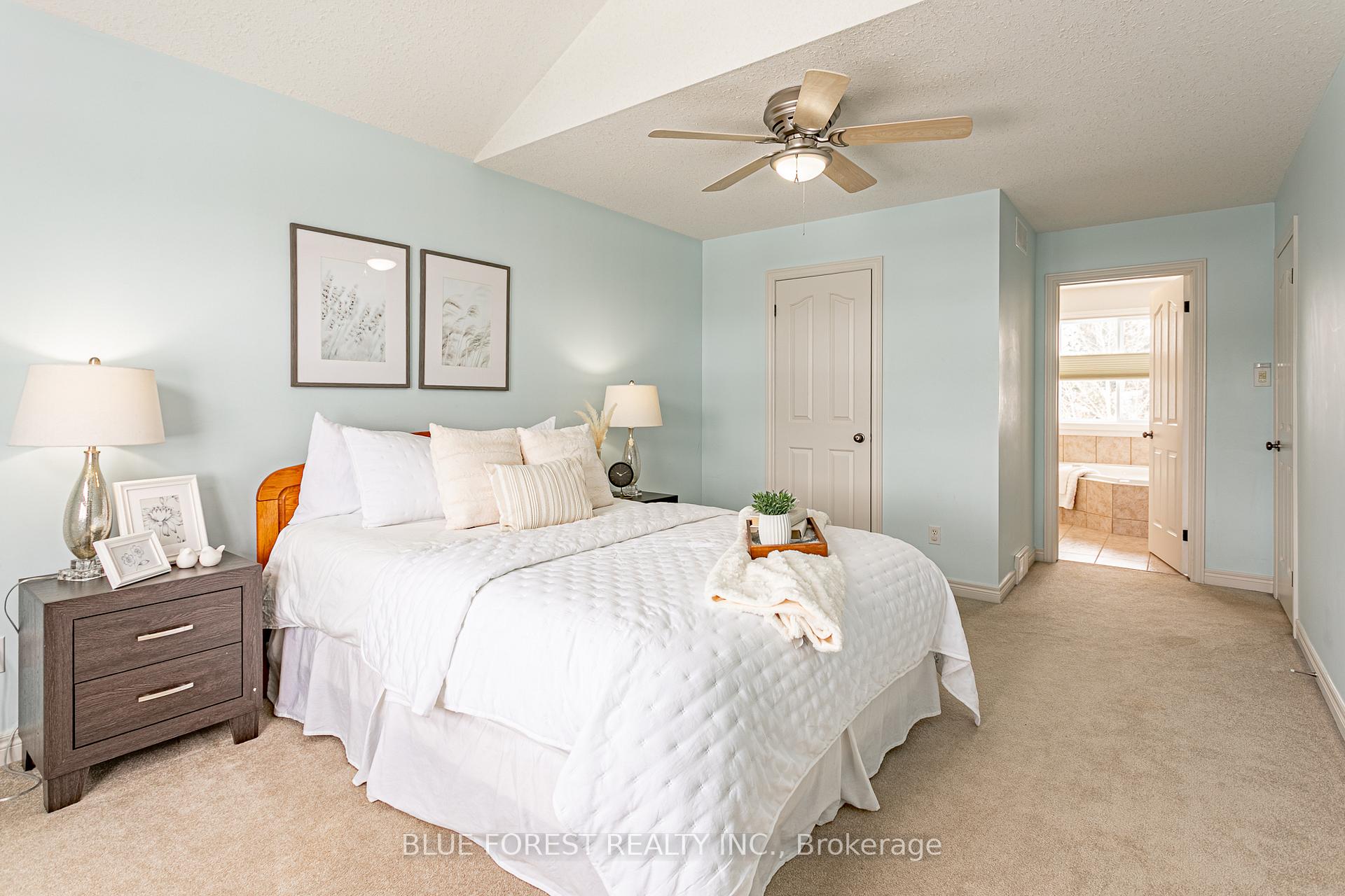 Photo 18 of 4 Forest Grove Crescent, Thames Centre, Dorchester — HOMEH