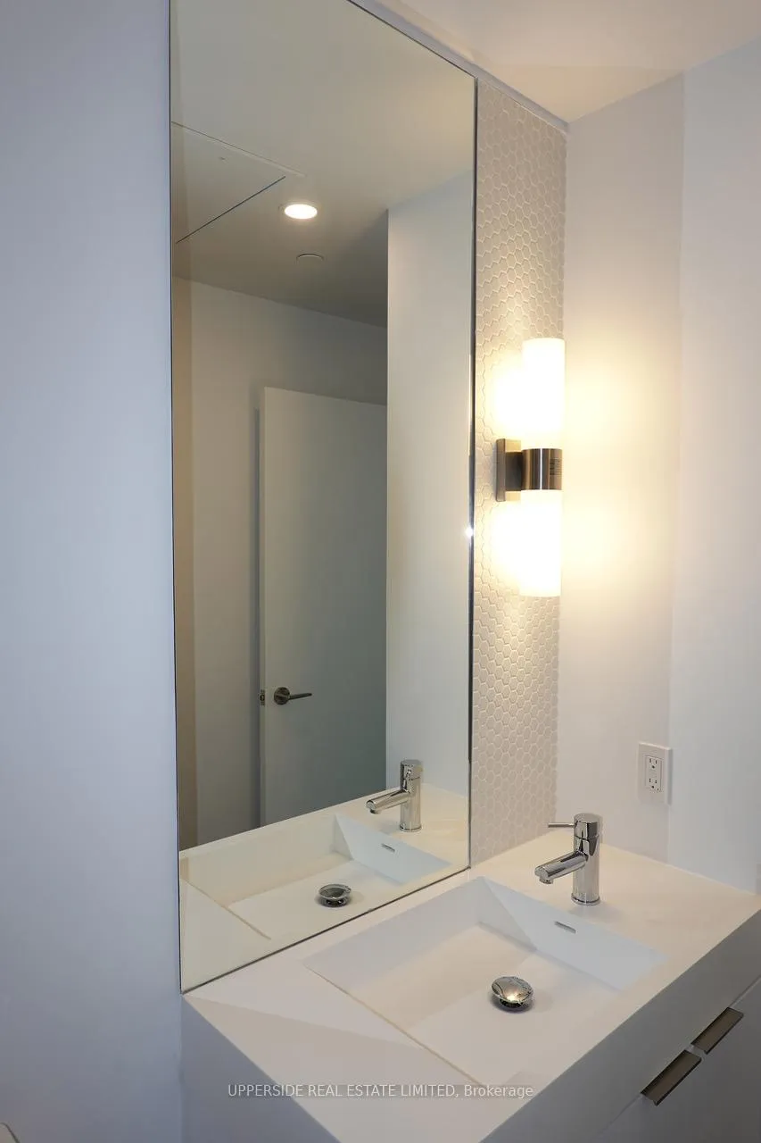 Photo 12 of Unit 2111, 33 Helendale Avenue, Toronto, Yonge-Eglinton — HOMEH