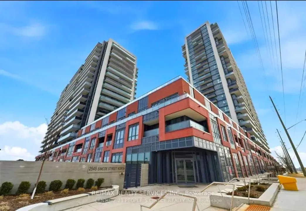 Front of Unit 2604, 2545 Simcoe Street N