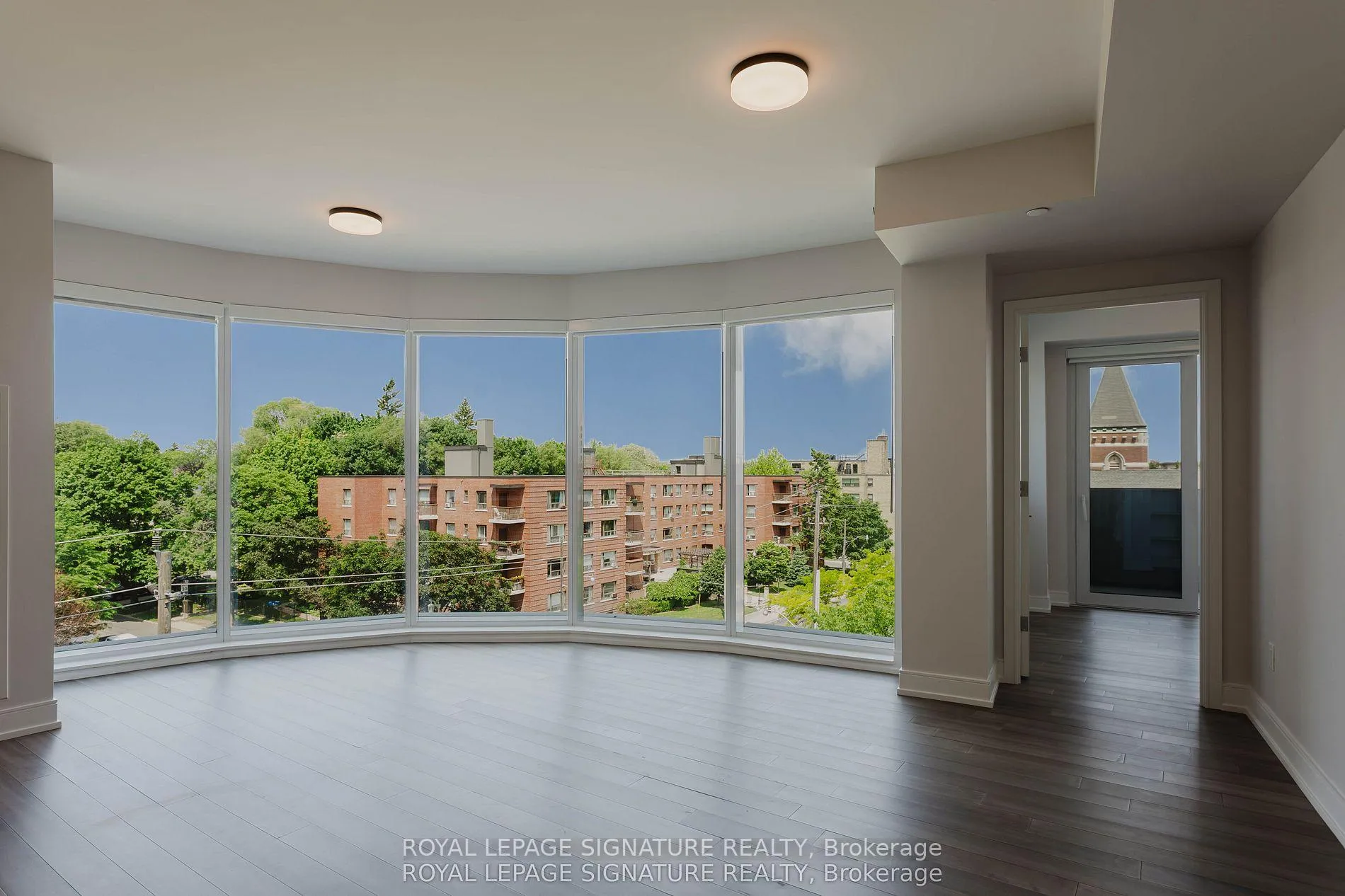 Photo 3 of Unit 607, 2525 Bathurst Street, Toronto, Forest Hill North — HOMEH
