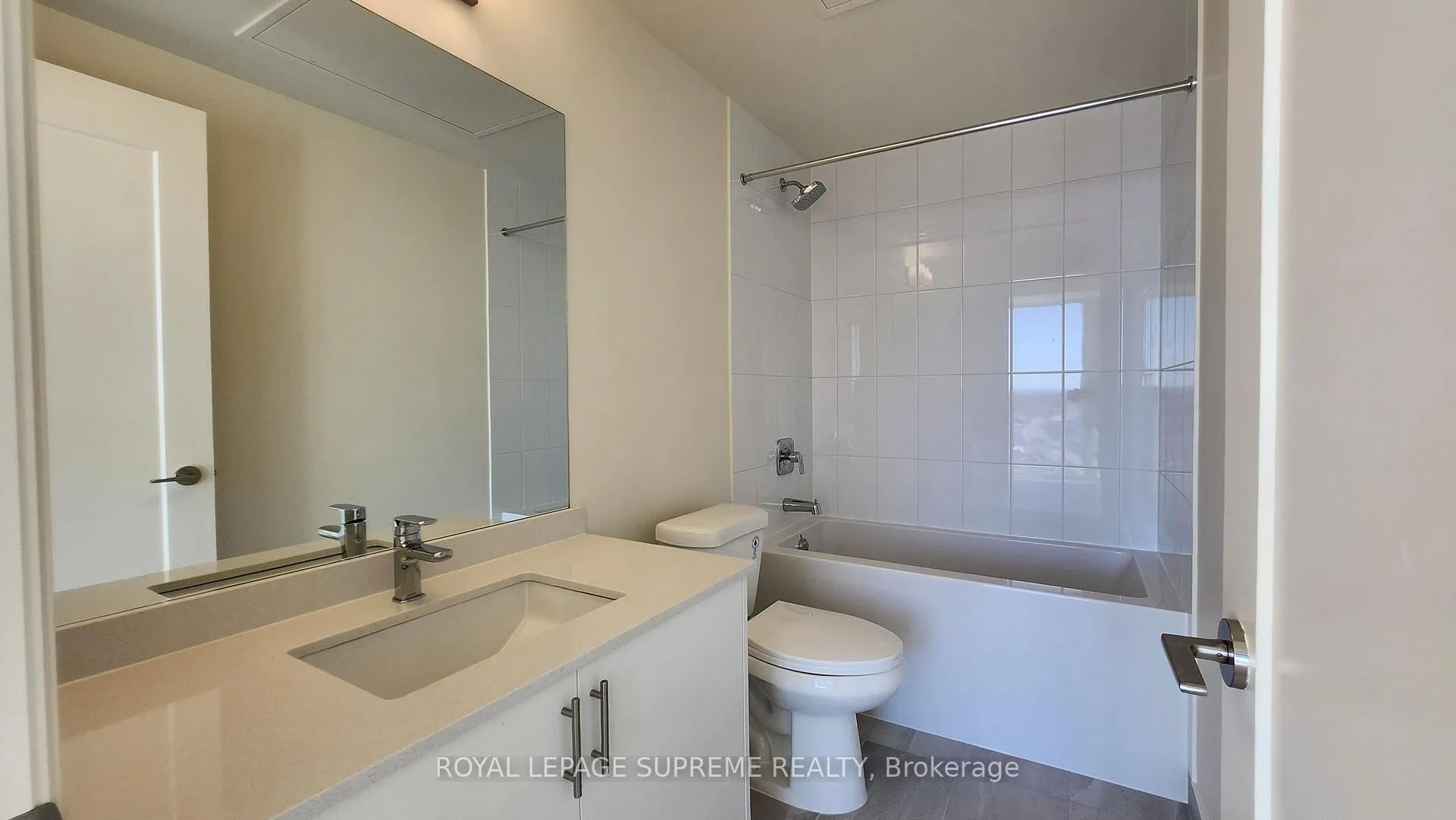Photo 17 of Unit 1005, 27 Korda Gate, Vaughan, Vellore Village — HOMEH