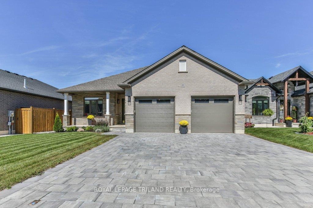 Photo 2 of 88 Foxborough Place, Thames Centre, Thorndale — HOMEH