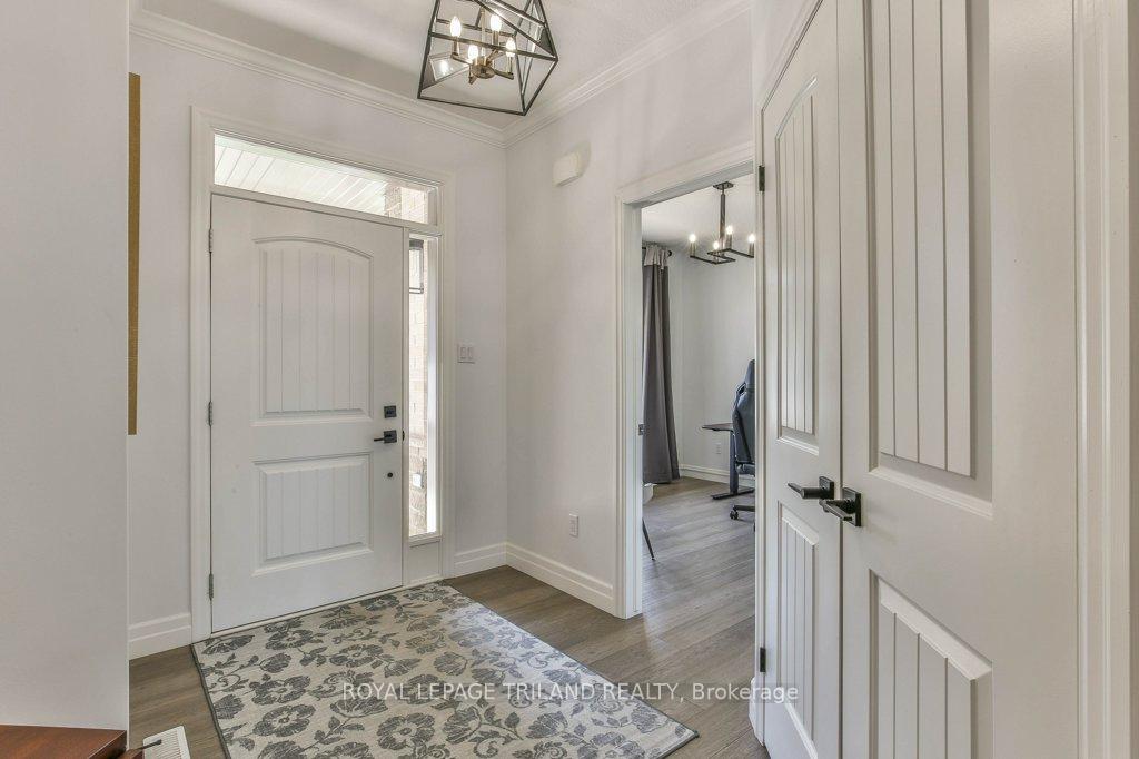 Photo 4 of 88 Foxborough Place, Thames Centre, Thorndale — HOMEH