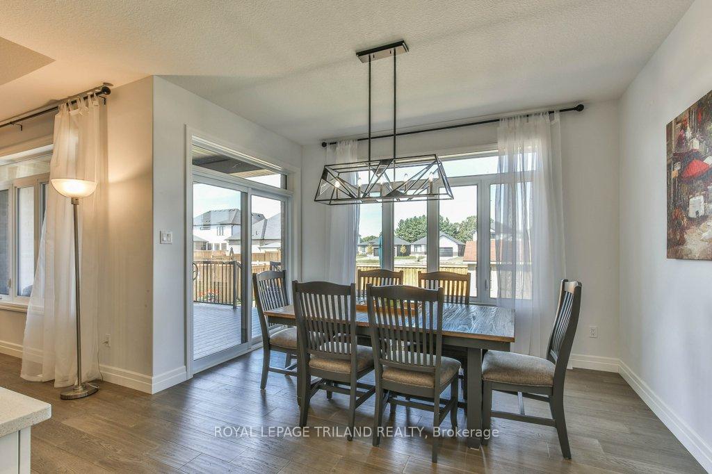 Photo 13 of 88 Foxborough Place, Thames Centre, Thorndale — HOMEH