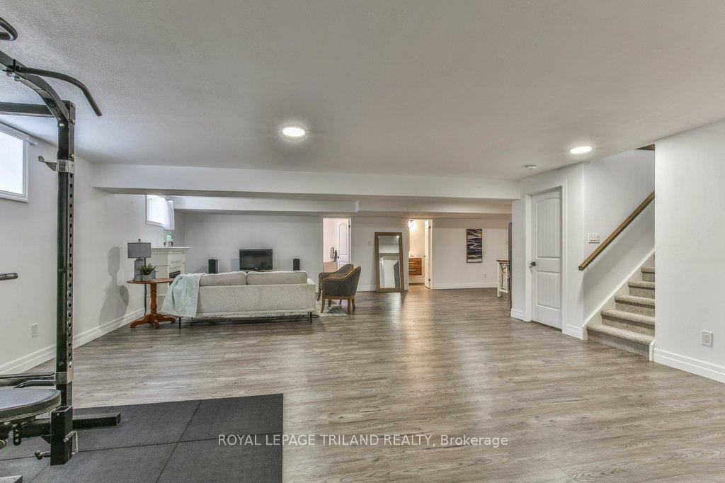 Photo 25 of 88 Foxborough Place, Thames Centre, Thorndale — HOMEH