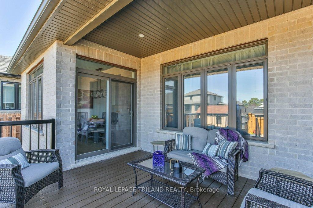 Photo 33 of 88 Foxborough Place, Thames Centre, Thorndale — HOMEH