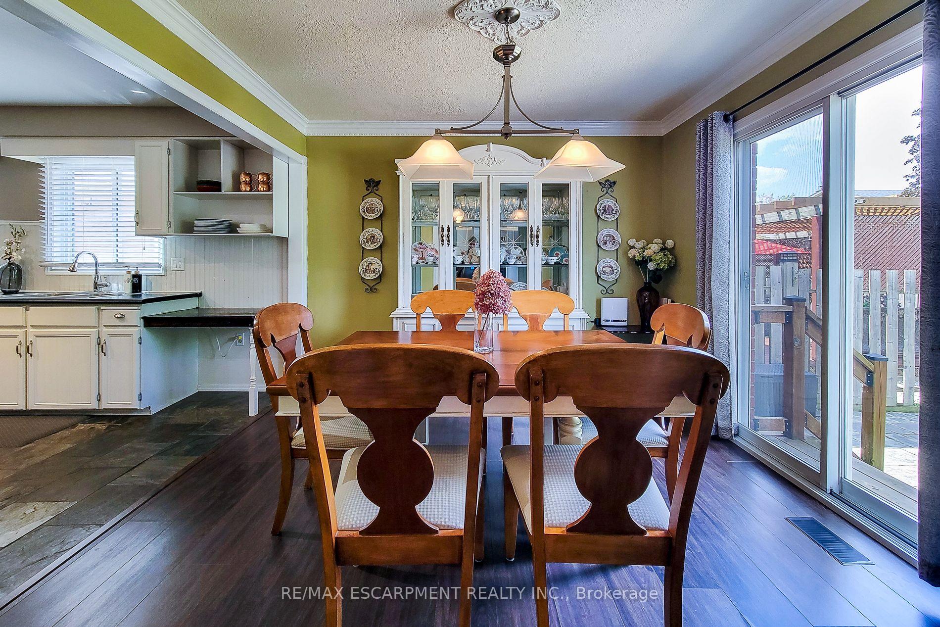 Photo 18 of 76 Baxter Crescent, Thorold, Confederation Heights — HOMEH