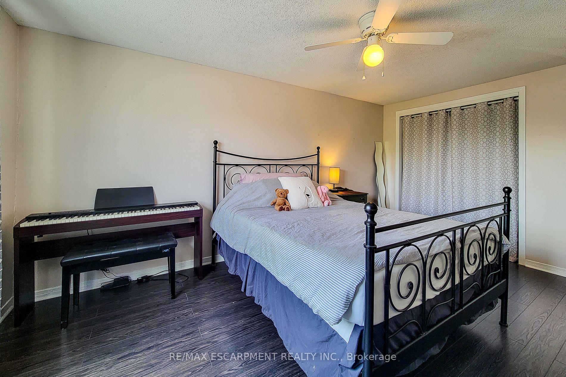 Photo 33 of 76 Baxter Crescent, Thorold, Confederation Heights — HOMEH