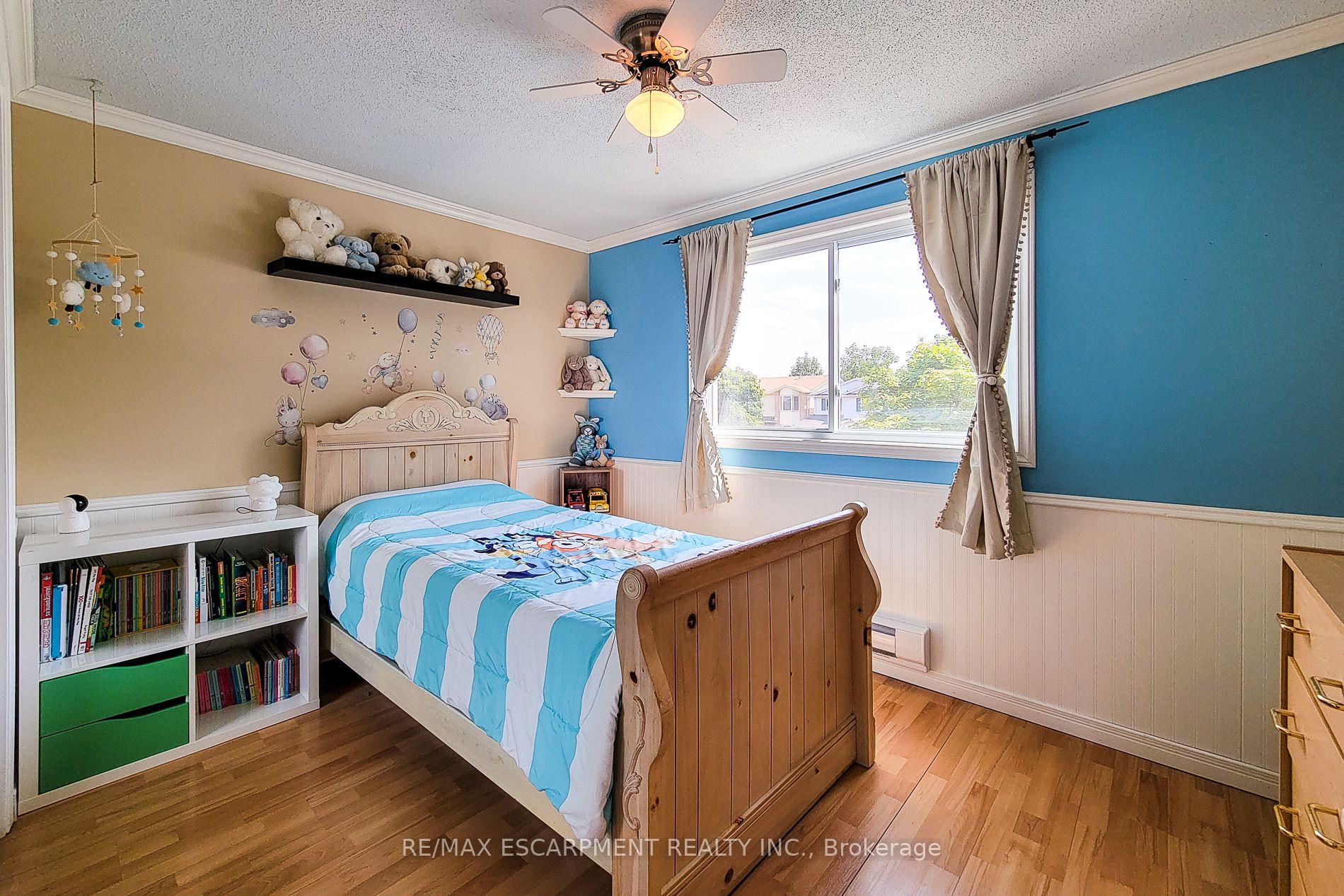 Photo 34 of 76 Baxter Crescent, Thorold, Confederation Heights — HOMEH
