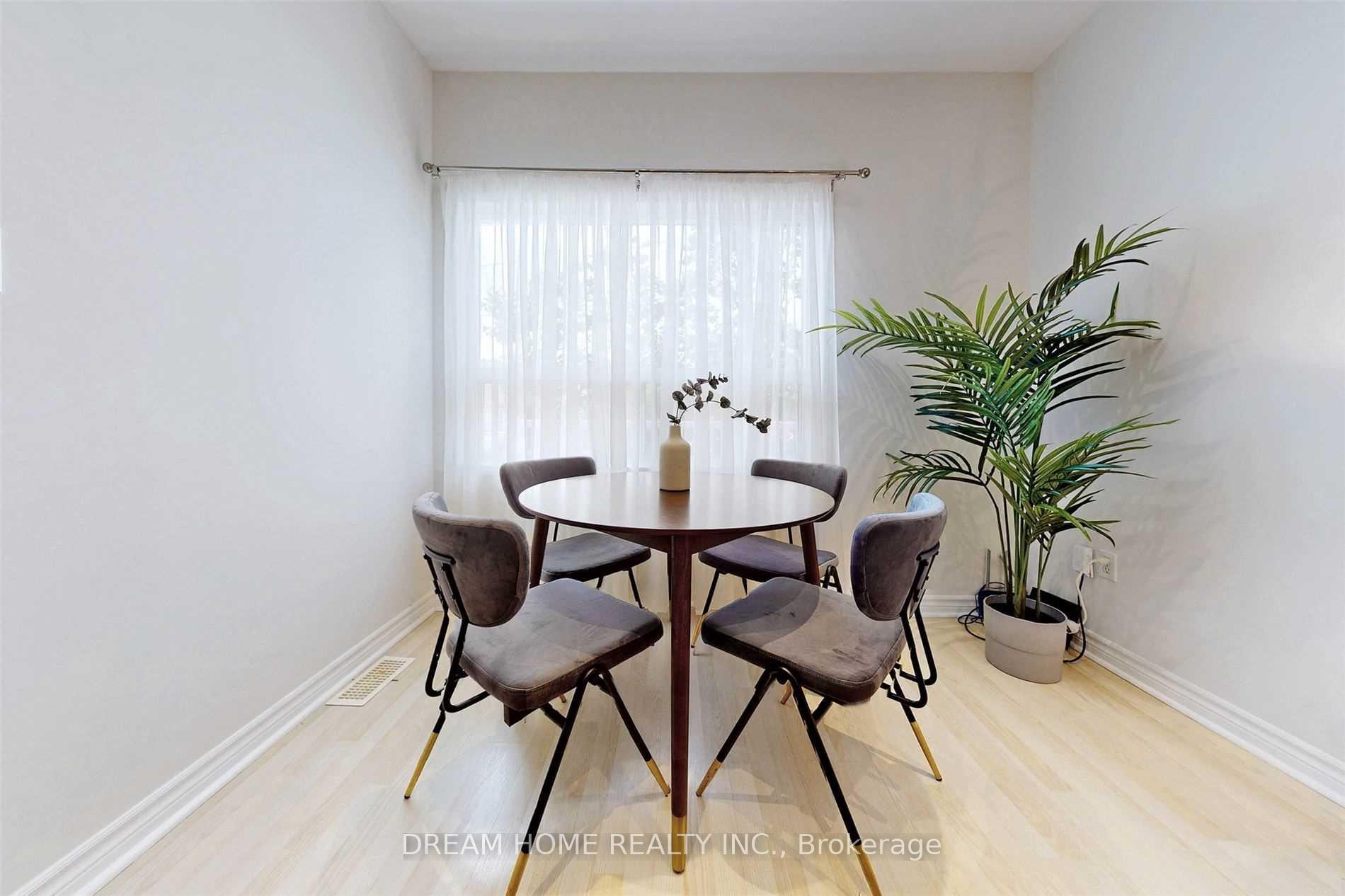 Photo 6 of Unit Upper, 53 Lanark Avenue, Toronto, Oakwood Village — HOMEH