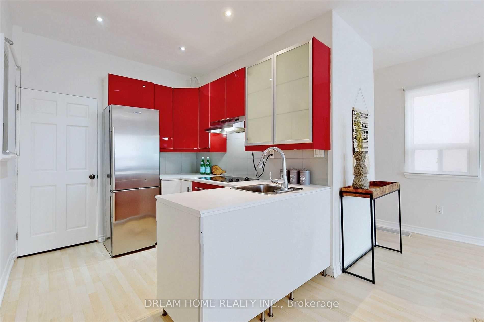 Photo 9 of Unit Upper, 53 Lanark Avenue, Toronto, Oakwood Village — HOMEH
