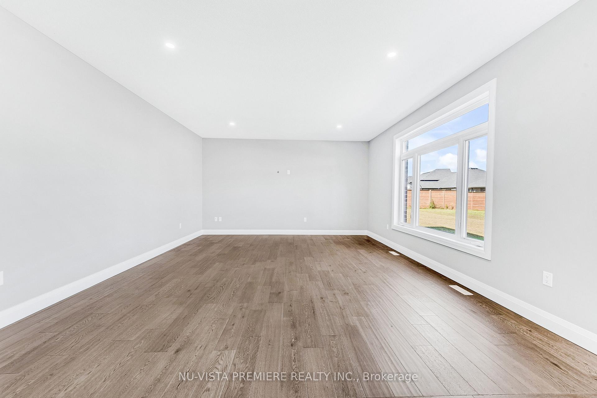 Photo 11 of 21 Greenbrier Ridge, Thames Centre, Rural Thames Centre — HOMEH