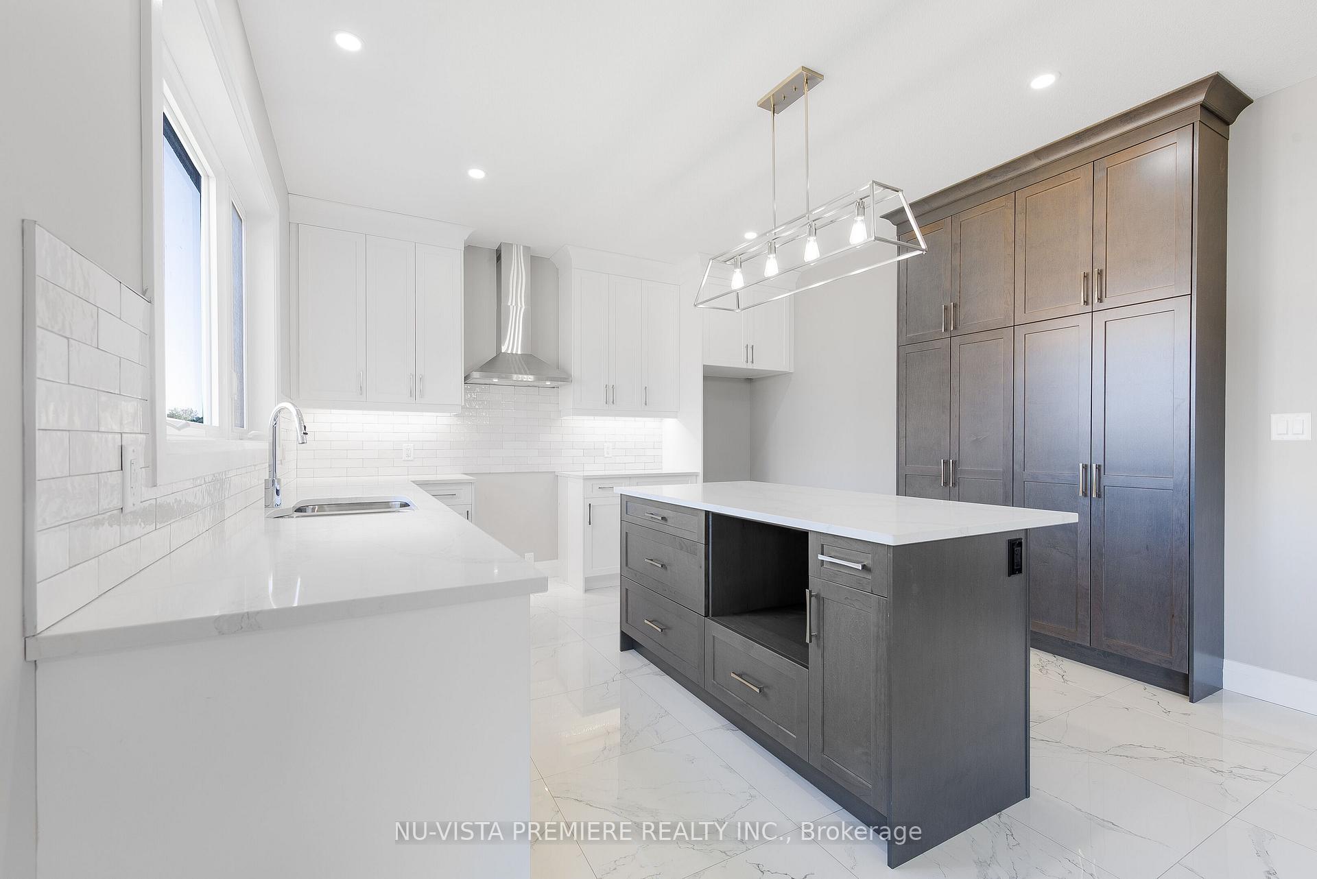 Photo 15 of 21 Greenbrier Ridge, Thames Centre, Rural Thames Centre — HOMEH