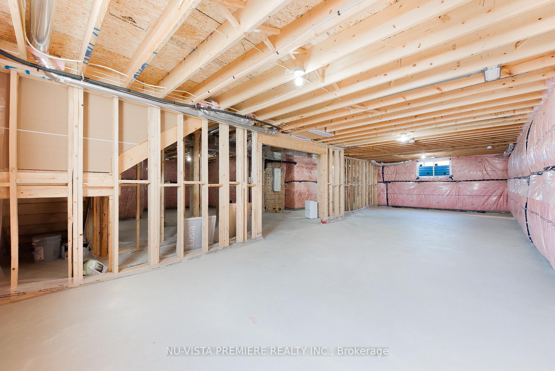 Photo 37 of 21 Greenbrier Ridge, Thames Centre, Rural Thames Centre — HOMEH