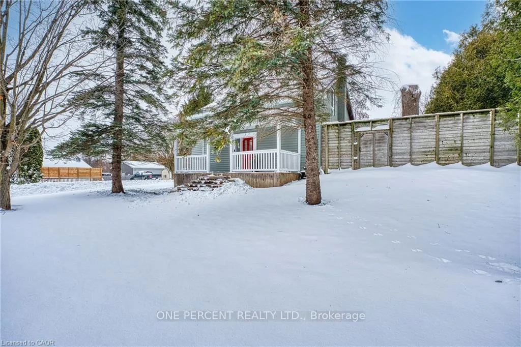 Photo 3 of 383 Campbell Street, Huron-Kinloss, Lucknow — HOMEH