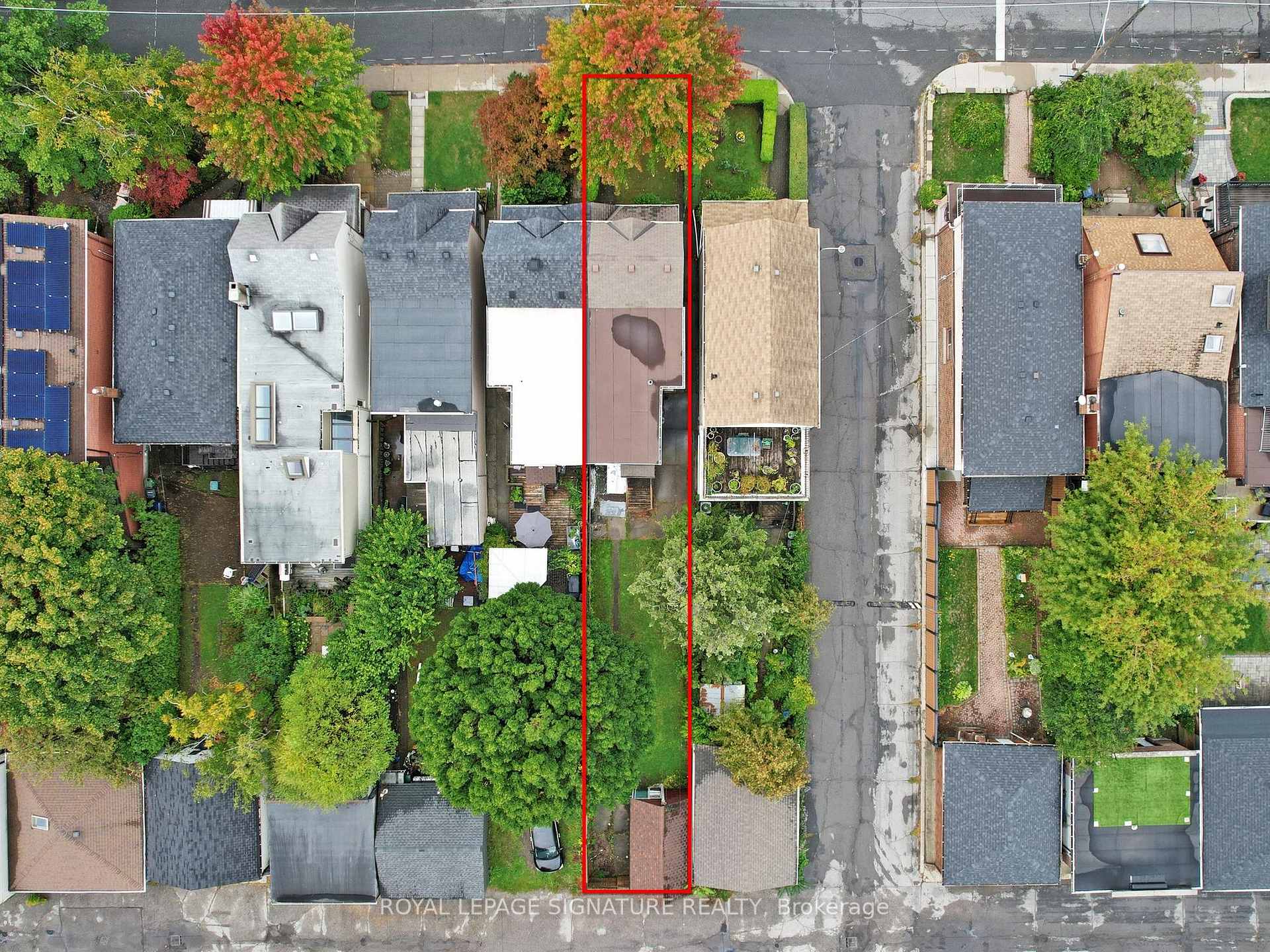 Photo 13 of 45 Arundel Avenue, Toronto, Playter Estates-Danforth — HOMEH