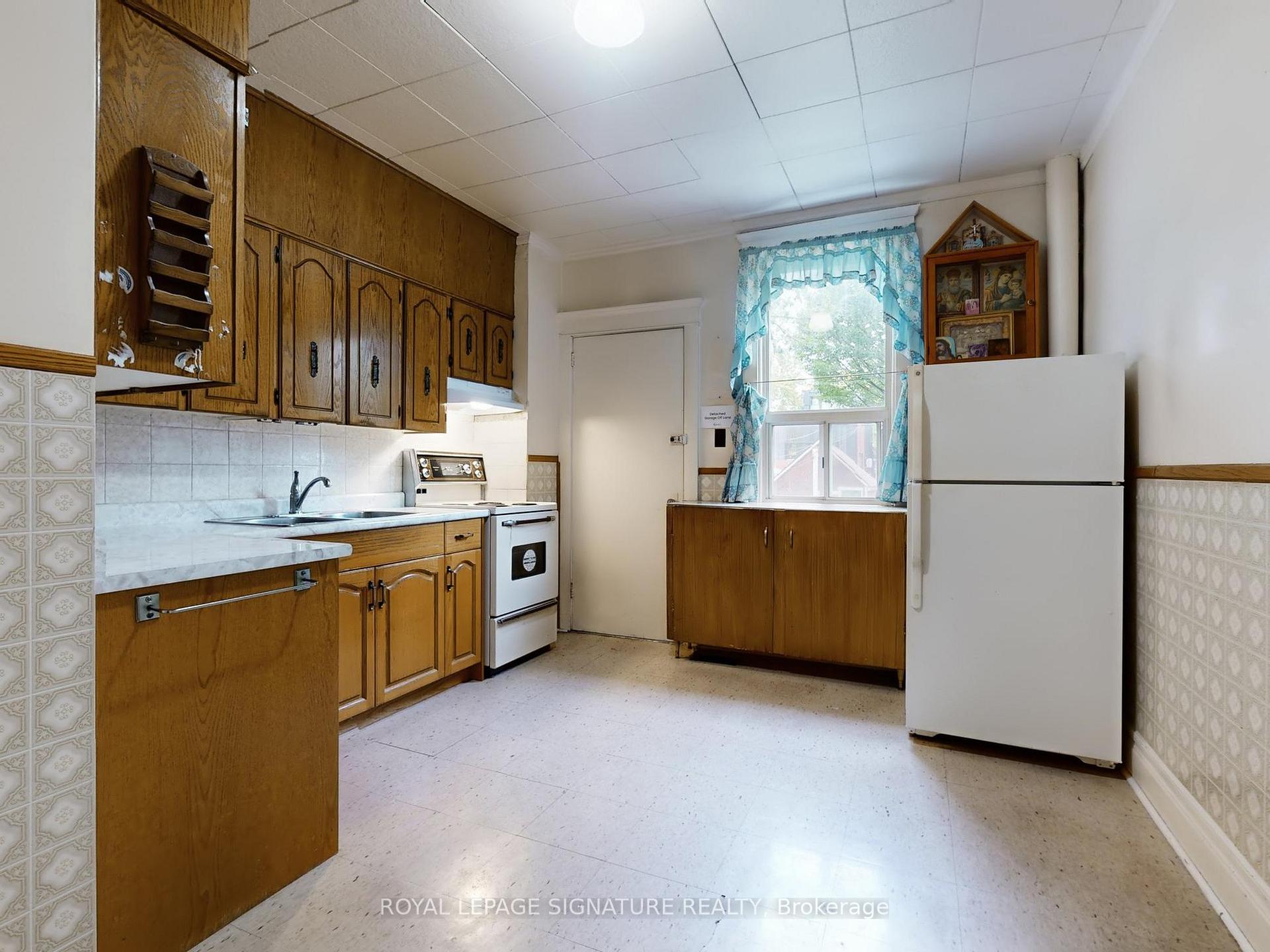 Photo 23 of 45 Arundel Avenue, Toronto, Playter Estates-Danforth — HOMEH