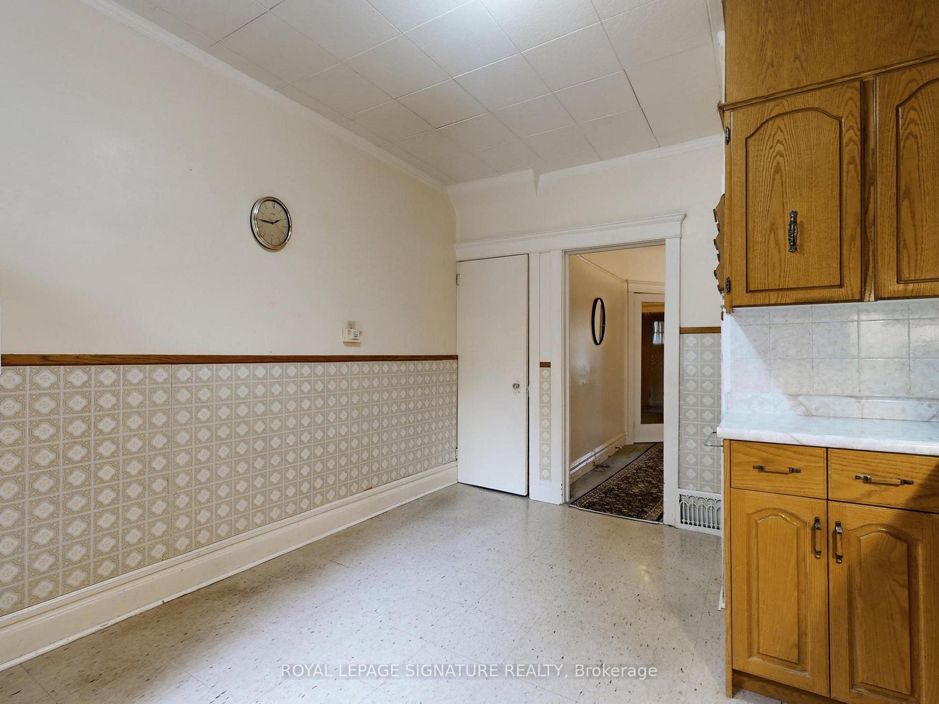 Photo 24 of 45 Arundel Avenue, Toronto, Playter Estates-Danforth — HOMEH